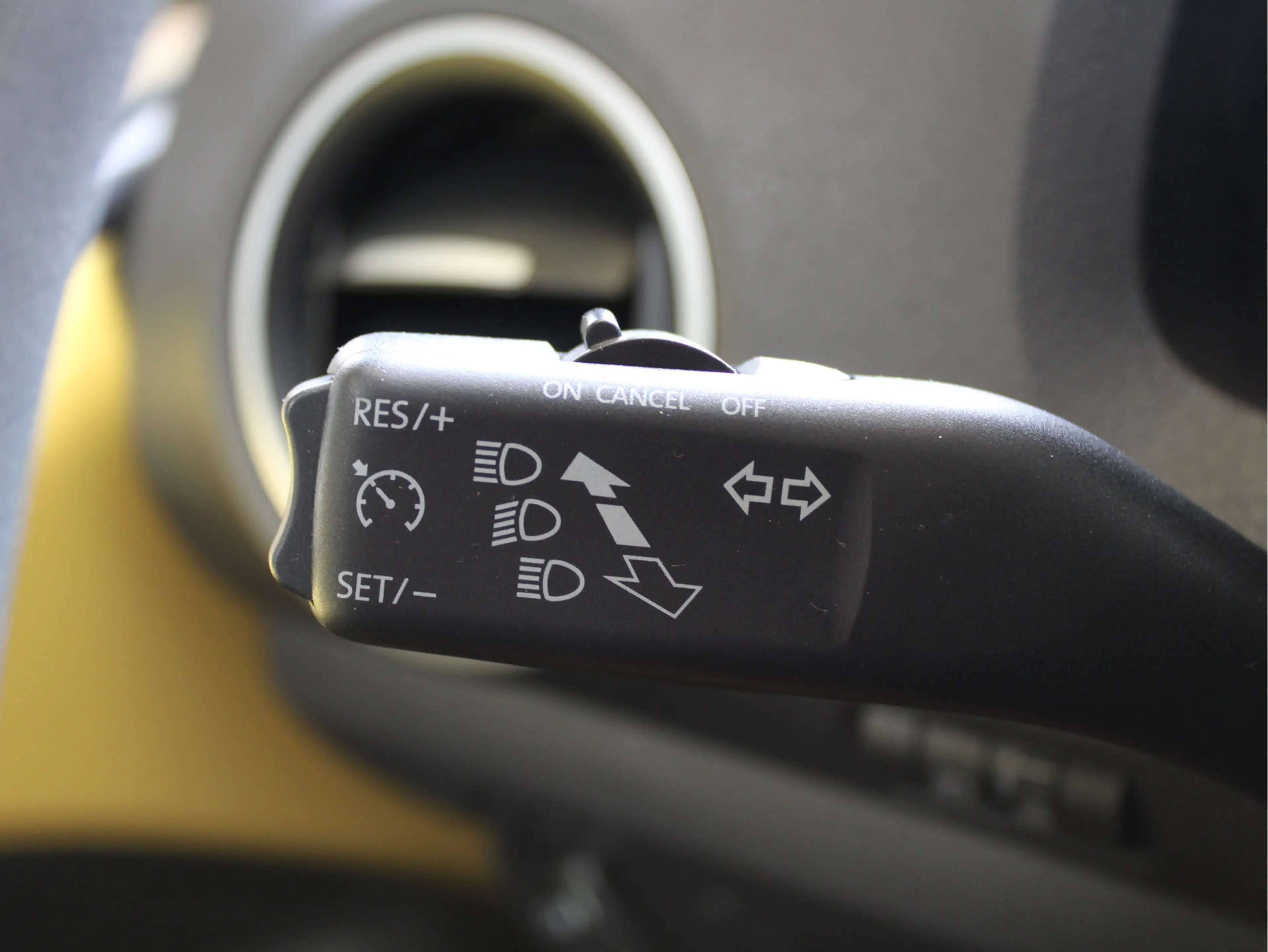 Skoda Citigo 1.0 Greentech Ambition CruiseControl/Bluetooth/Air — photo 13