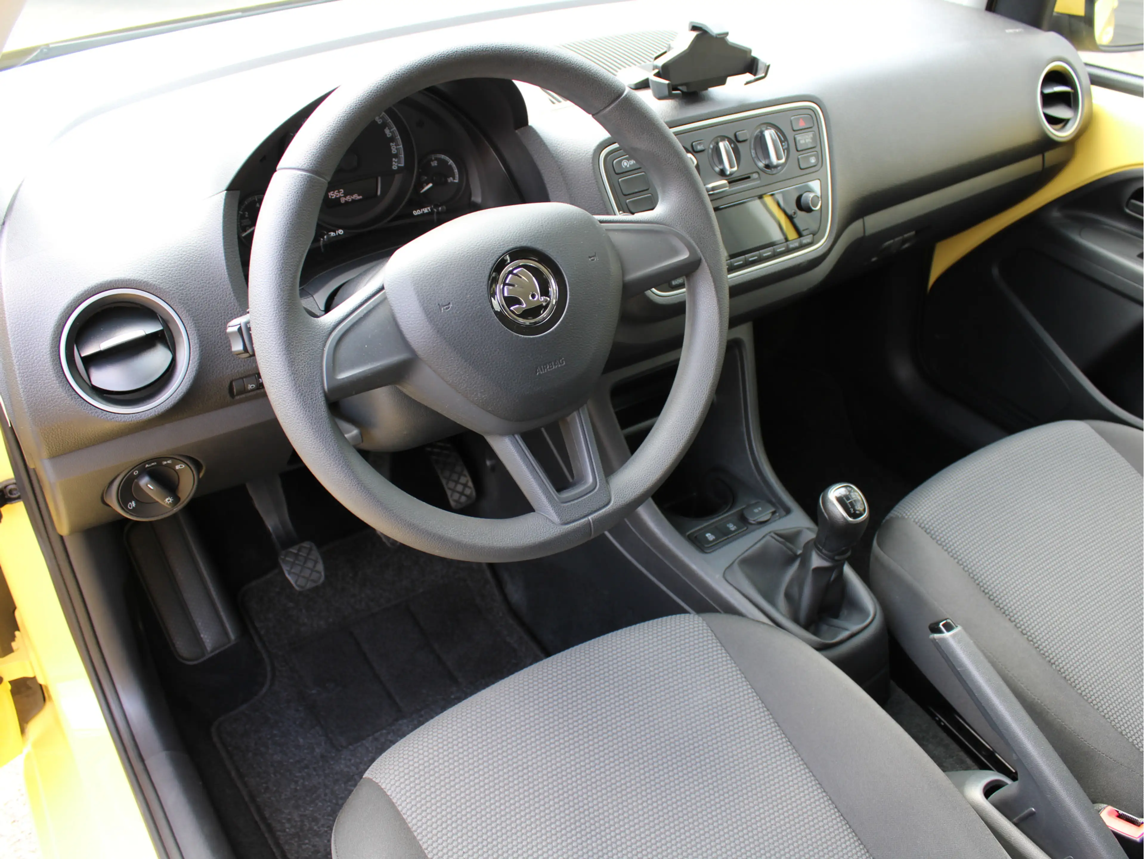 Skoda Citigo 1.0 Greentech Ambition CruiseControl/Bluetooth/Air — photo 9