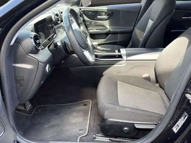 Mercedes-Benz C-Class view 14