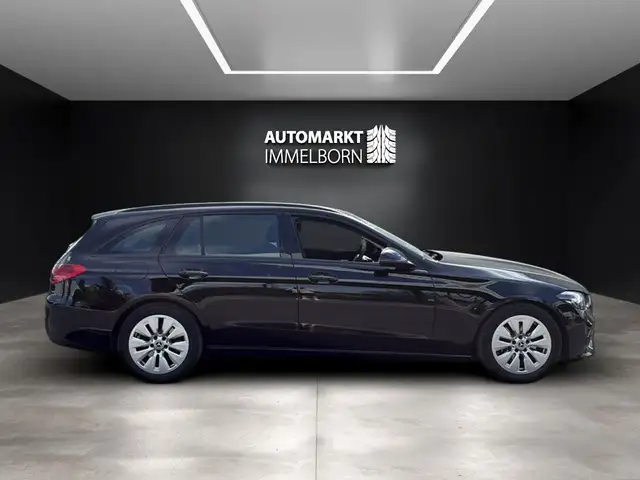 Mercedes-Benz C-Class view 7