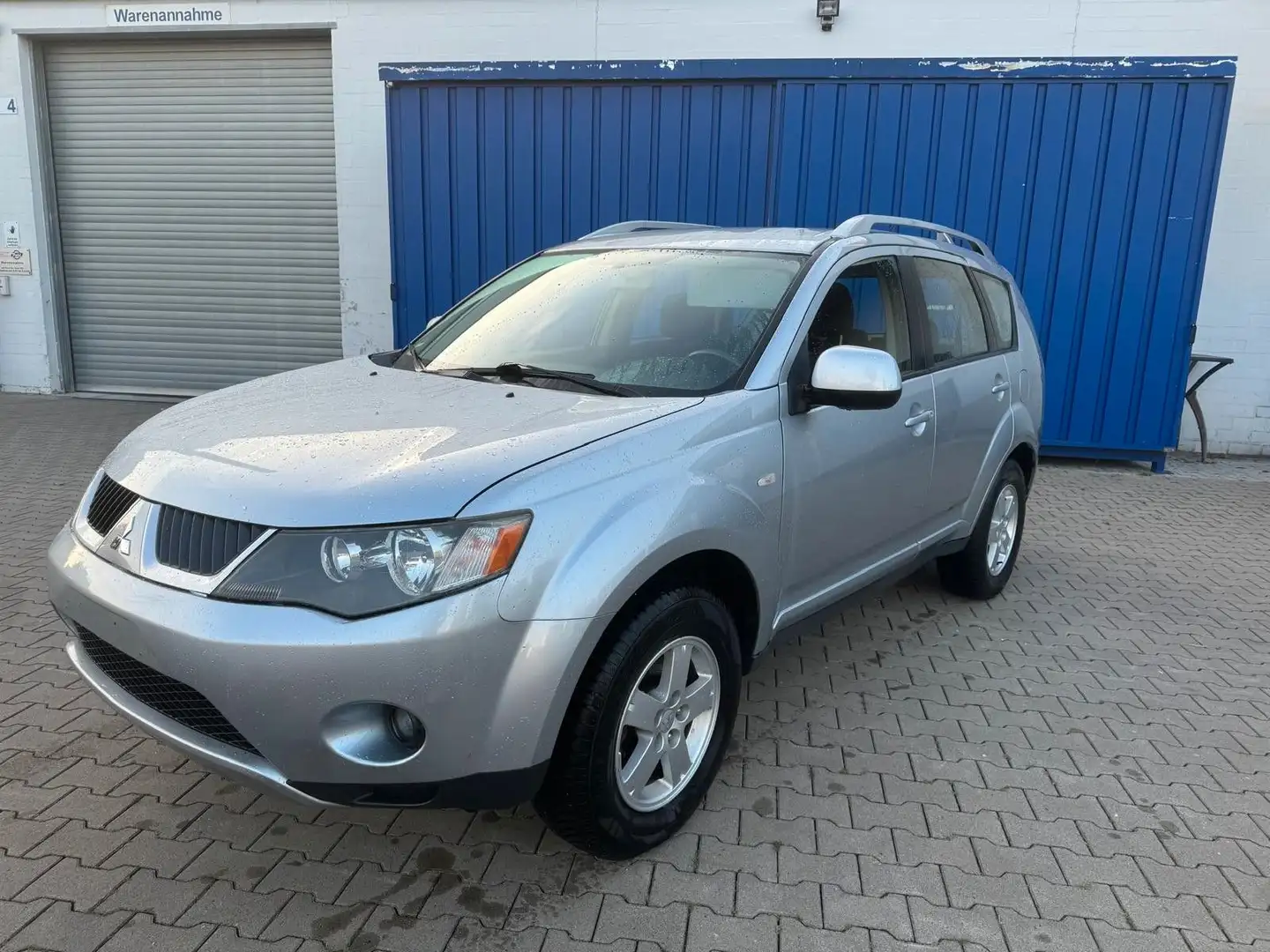 Mitsubishi Outlander 2.4 Invite,2 Hand,Topgepflegt, Silber - 1