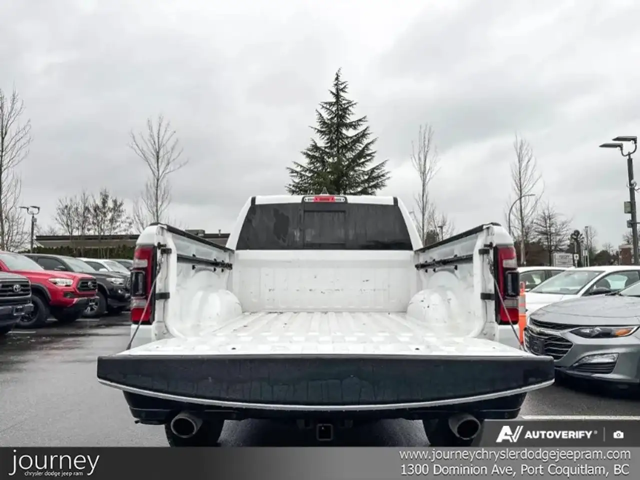 RAM 1500 снимка RAM 1500