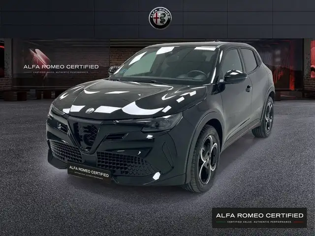 Alfa Romeo Junior Ibrida  100kW (136CV) Speciale
