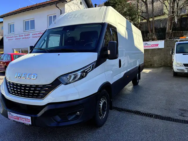 Iveco Daily40,35 S 21 V TURBO Automatik Kastenwagen155kW