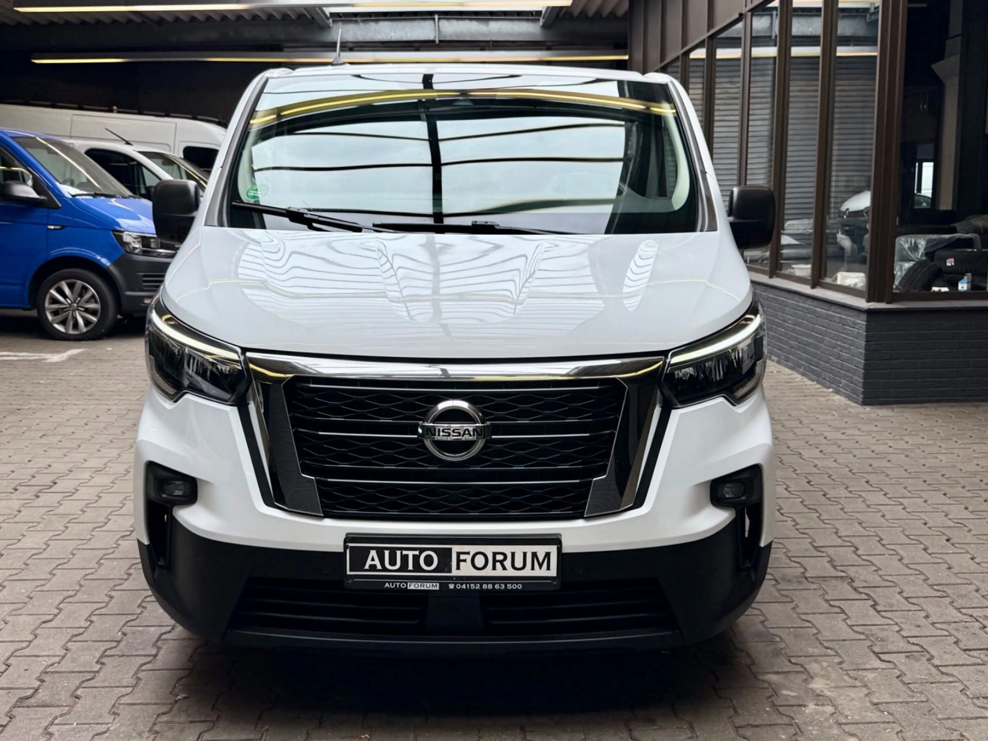 Nissan Primastar 2.0 D L1H1 AUTOMATIK AHK NAVI LED CAM — photo 3