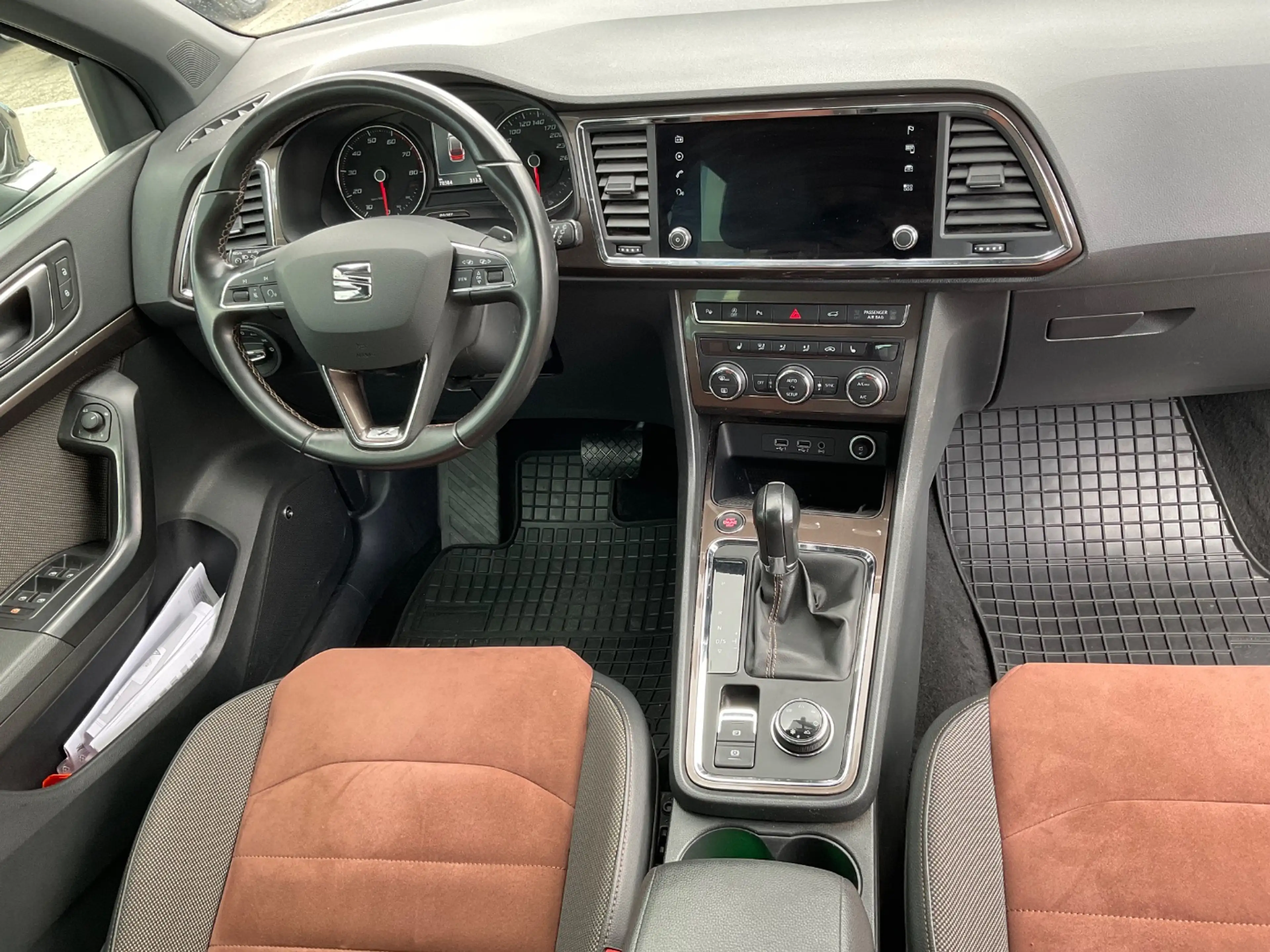 SEAT Ateca 2.0 TSI 4Drive Xcellence AHK+Allrad+LED — photo 11