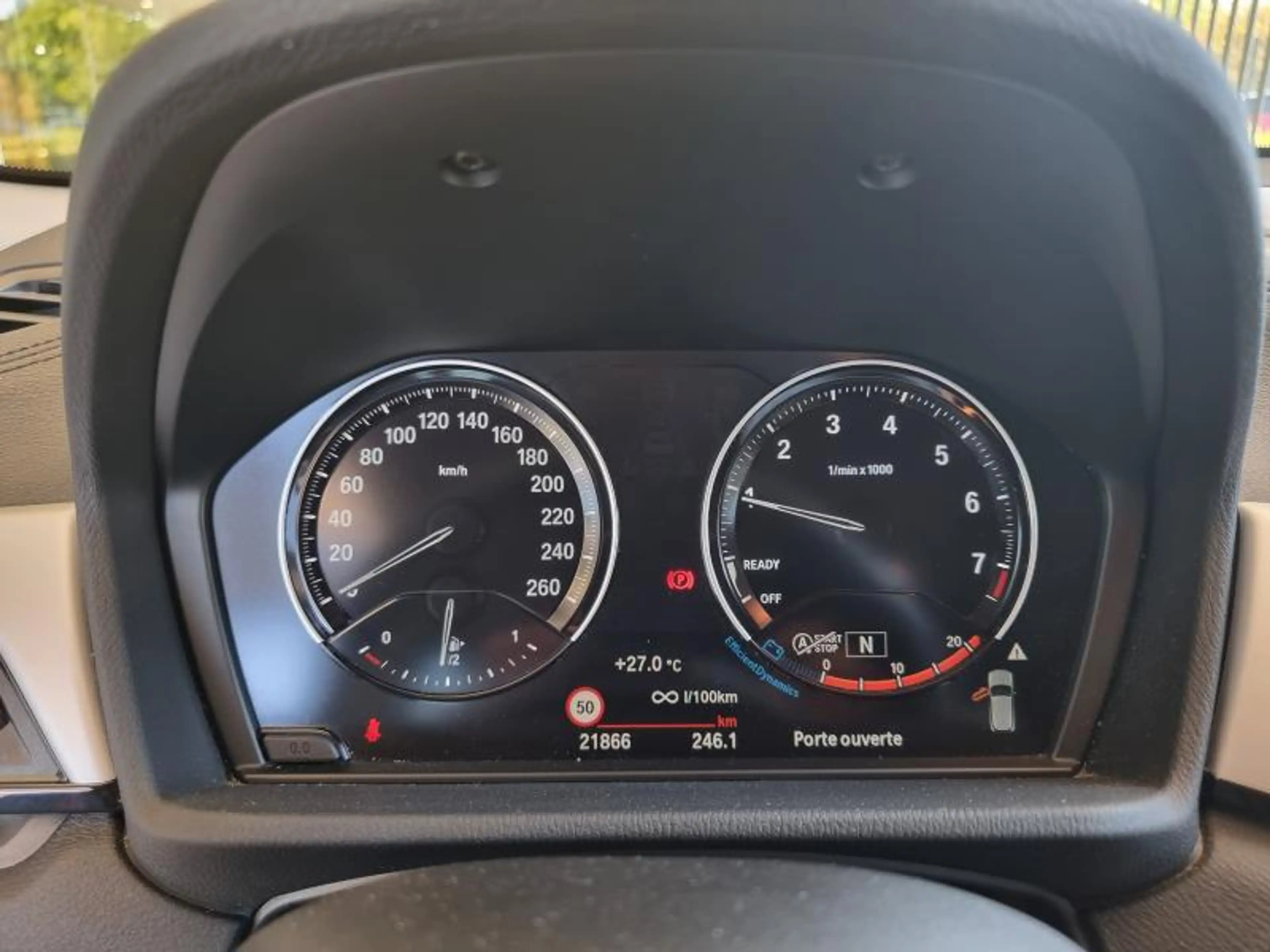 BMW X2 18i — photo 21