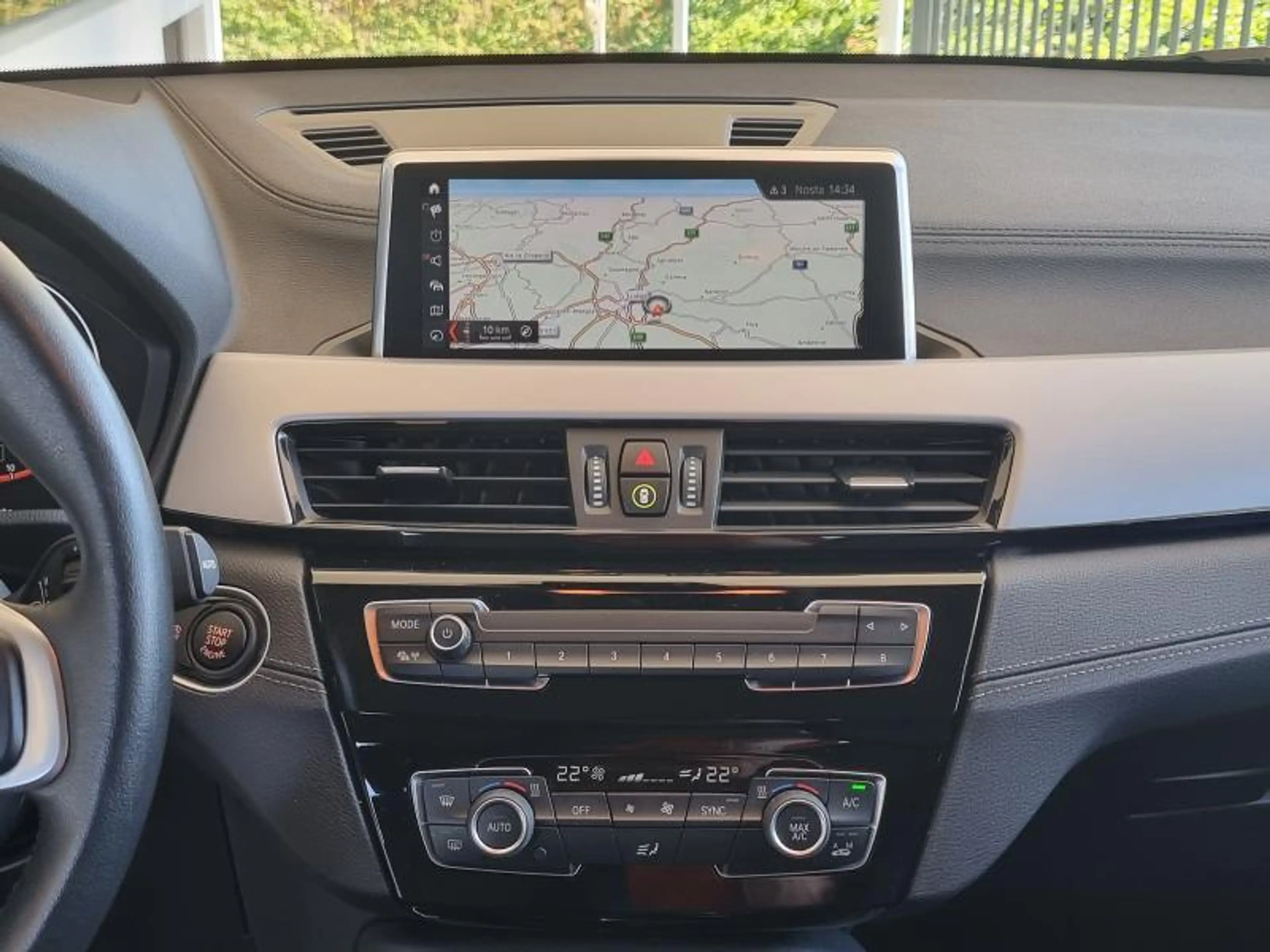 BMW X2 18i — photo 9