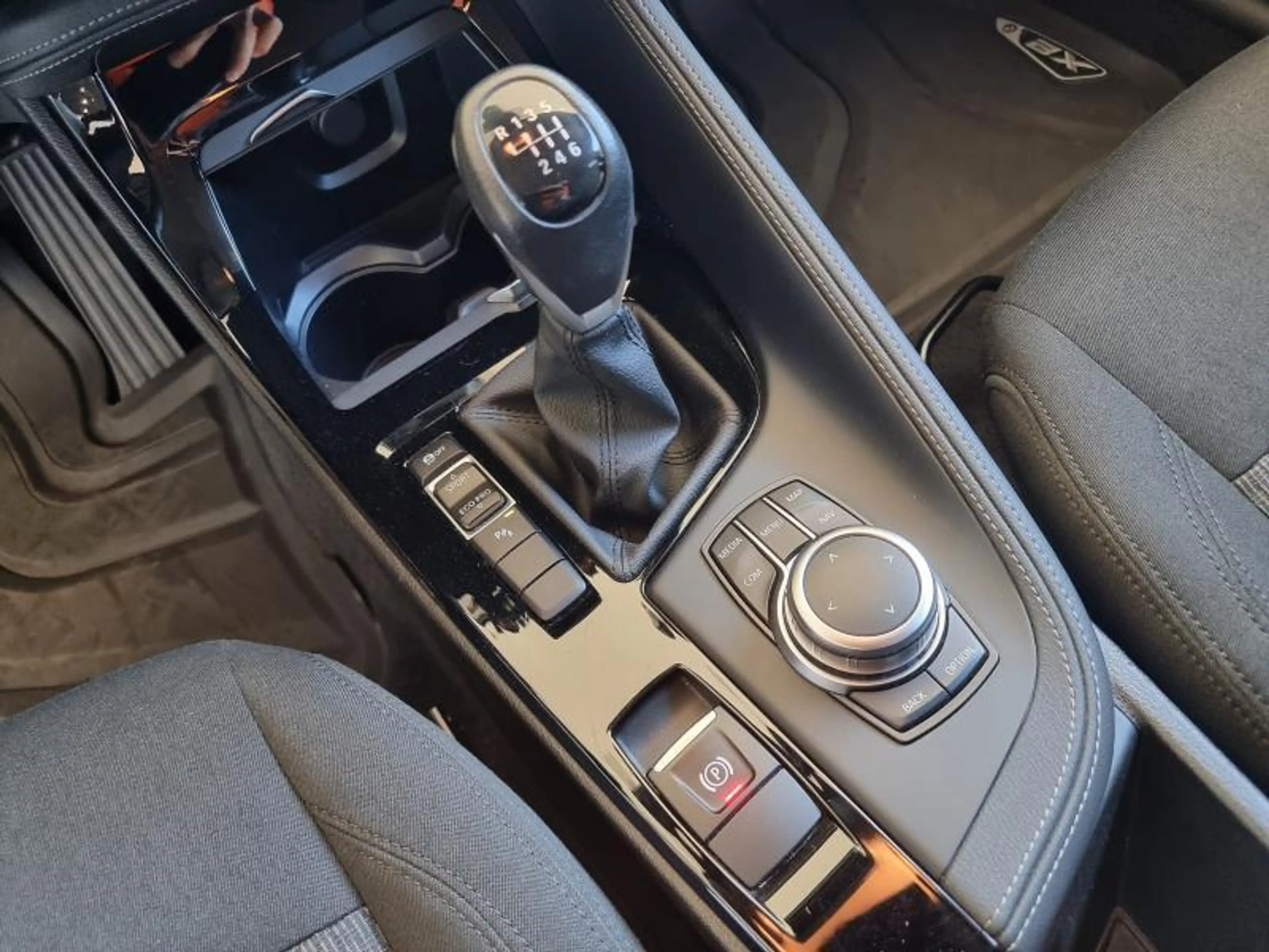 BMW X2 18i — photo 11