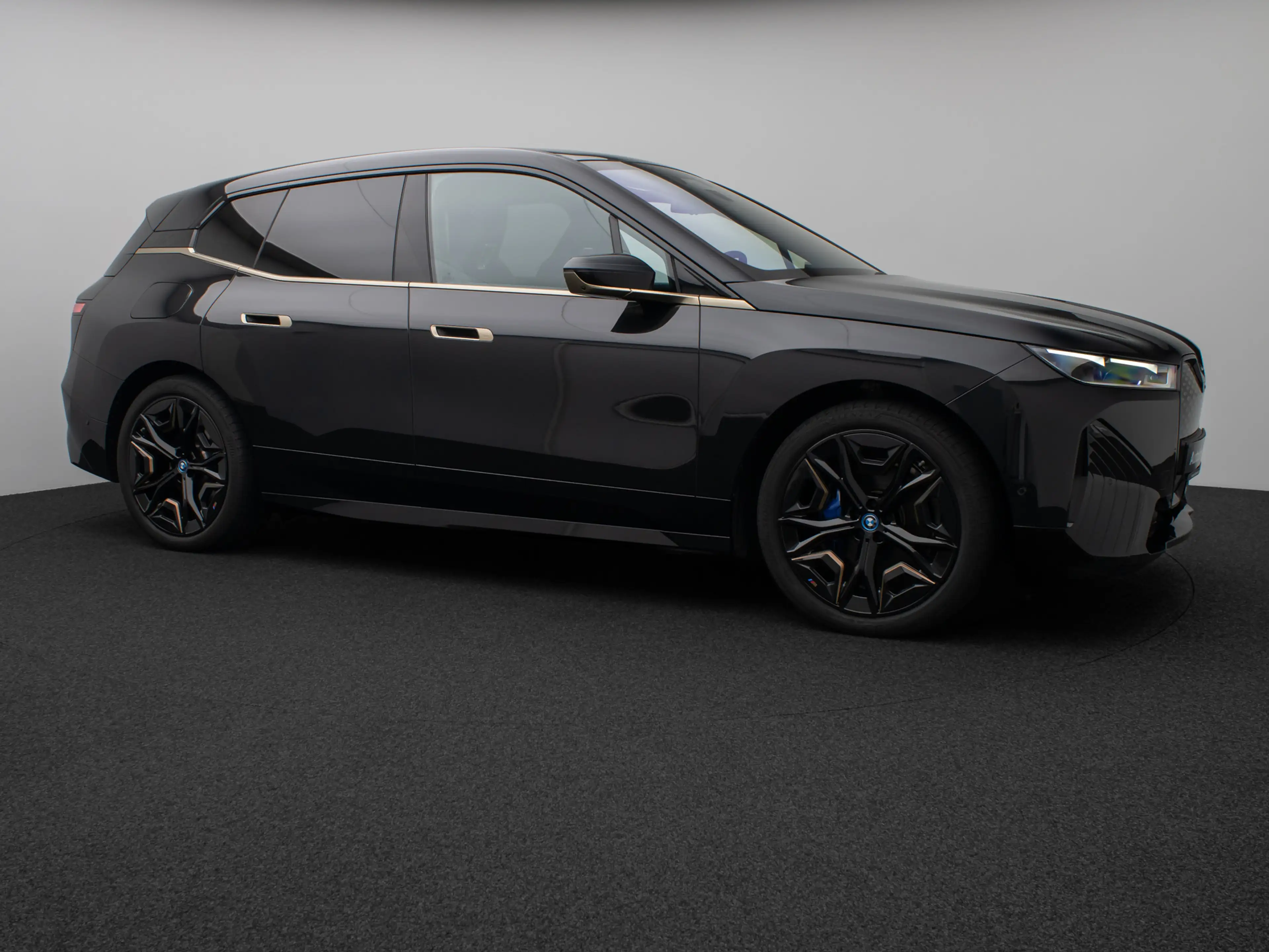 BMW iX Sport SkyLounge Laser 360°DAB H K 22Zoll — photo 4