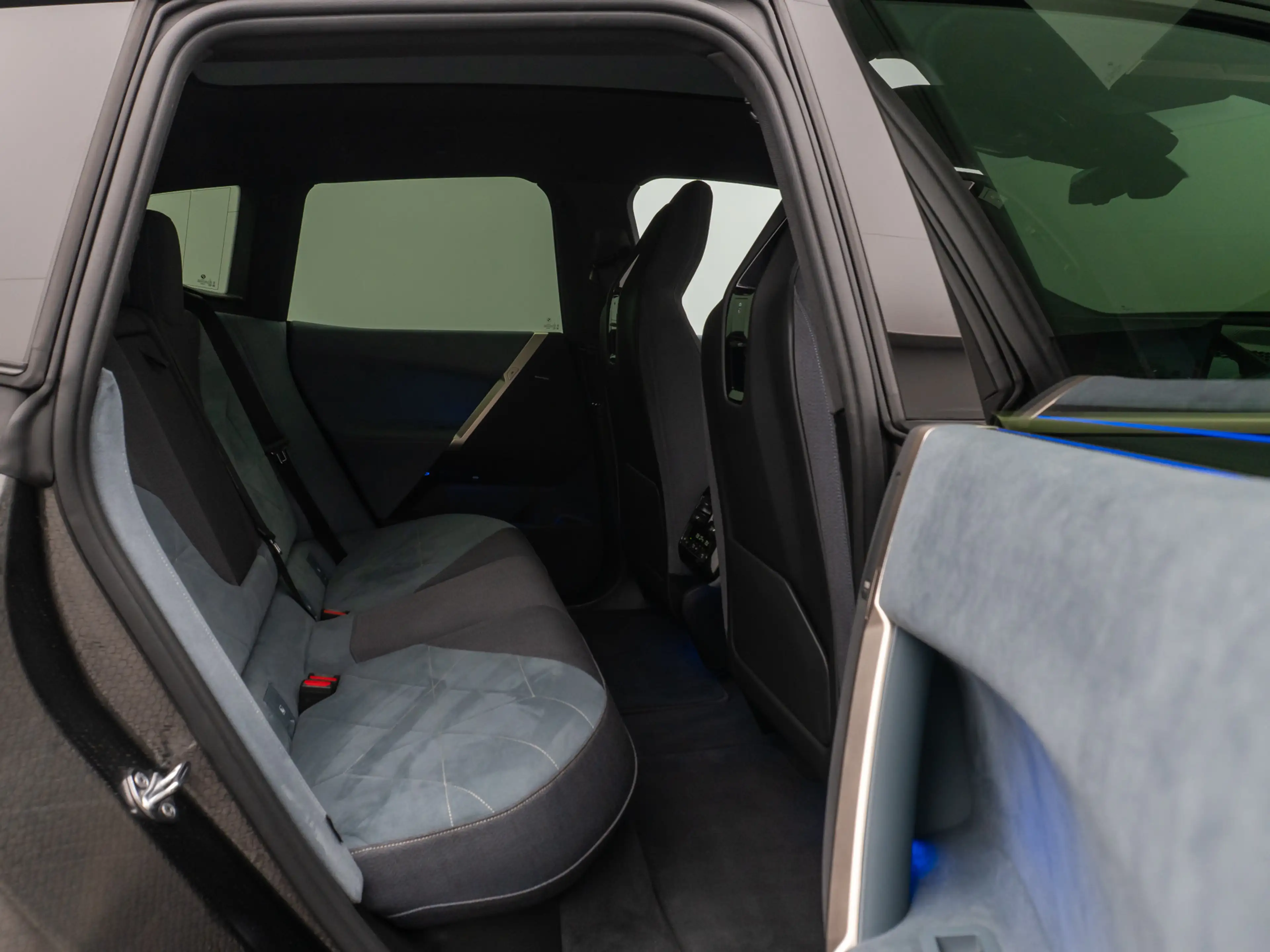 BMW iX Sport SkyLounge Laser 360°DAB H K 22Zoll — photo 25