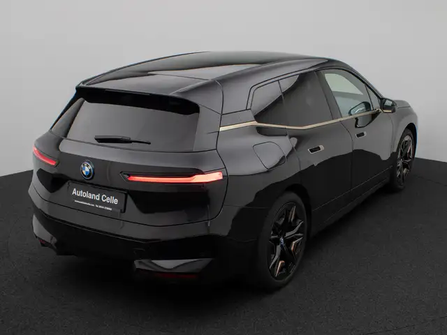 BMW Ix view 7