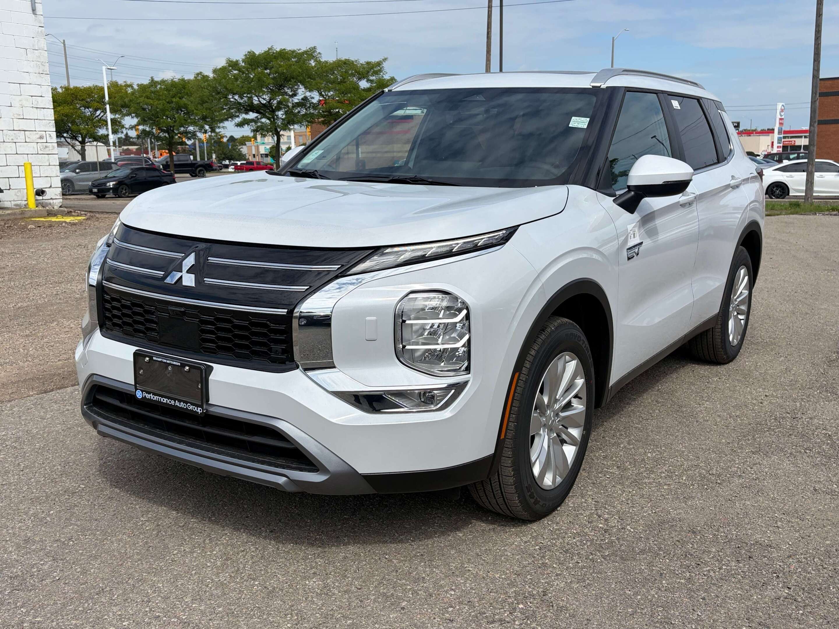 2026 Mitsubishi Outlander PHEV