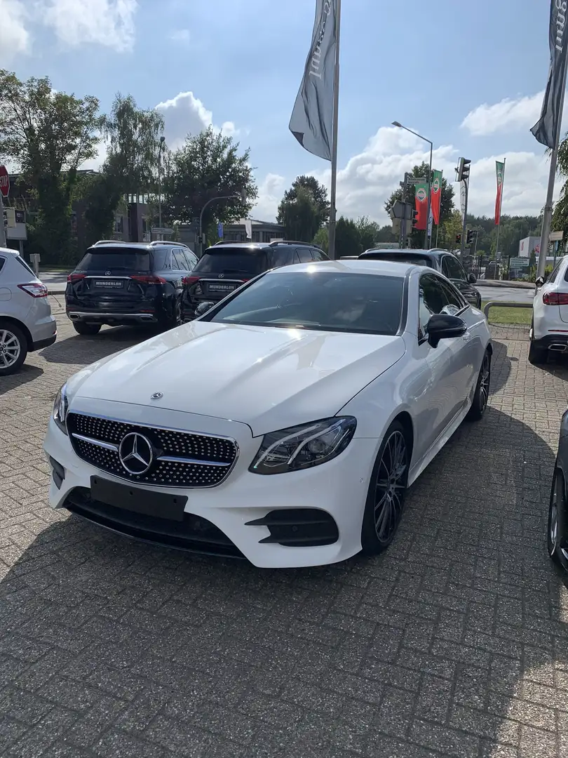 Mercedes-Benz E 220 d Coupe 9G-TRONIC AMG Line Weiß - 2