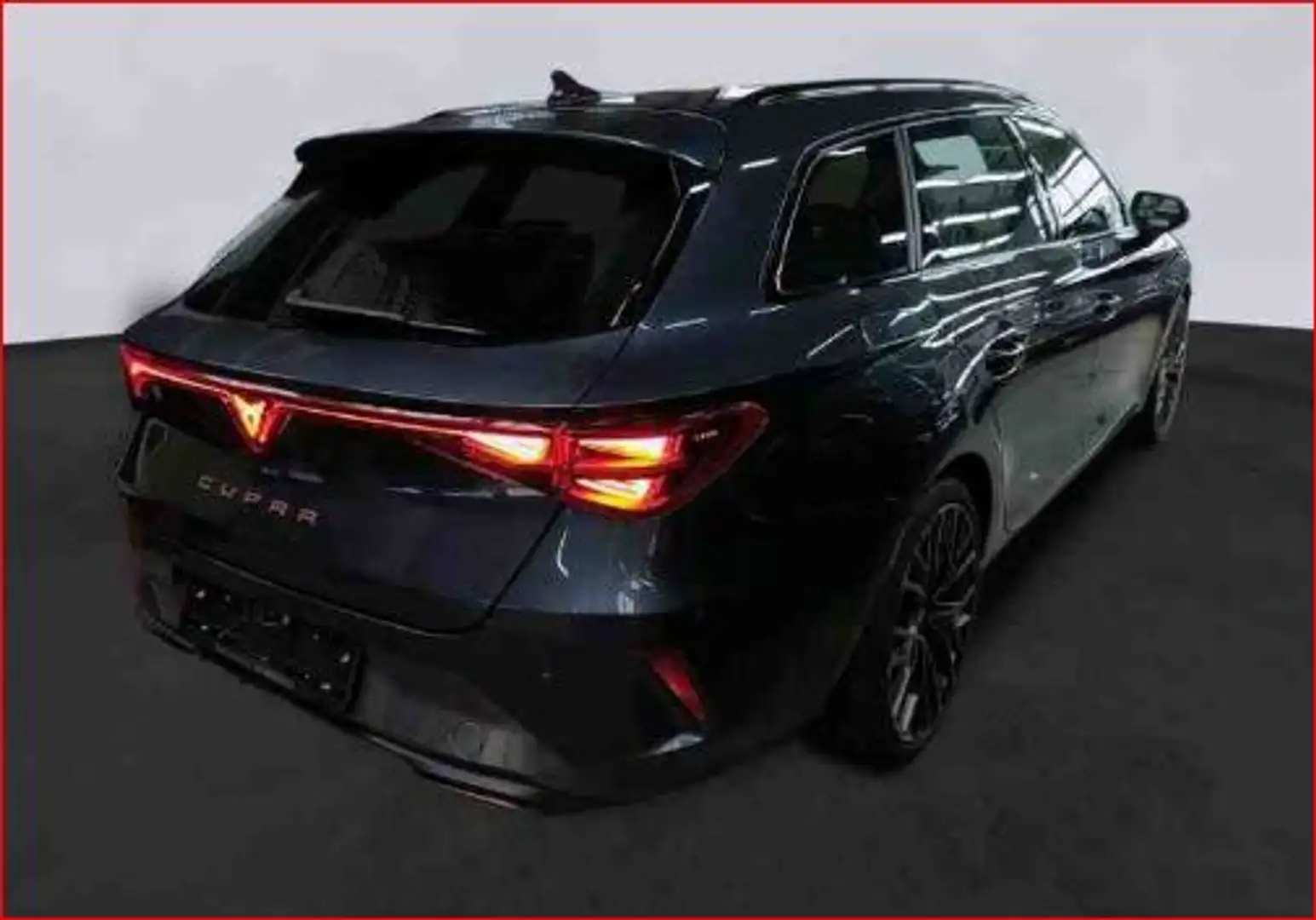 CUPRA Leon ST VZ 1.5 e-Hybrid 200 kW Navi SSL eHK LM19 Grau - 2