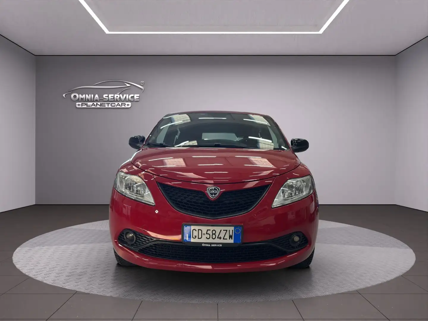 Lancia Ypsilon 1.0 FireFly 5 porte S&S Hybrid Ecochic Gold Rosso - 2