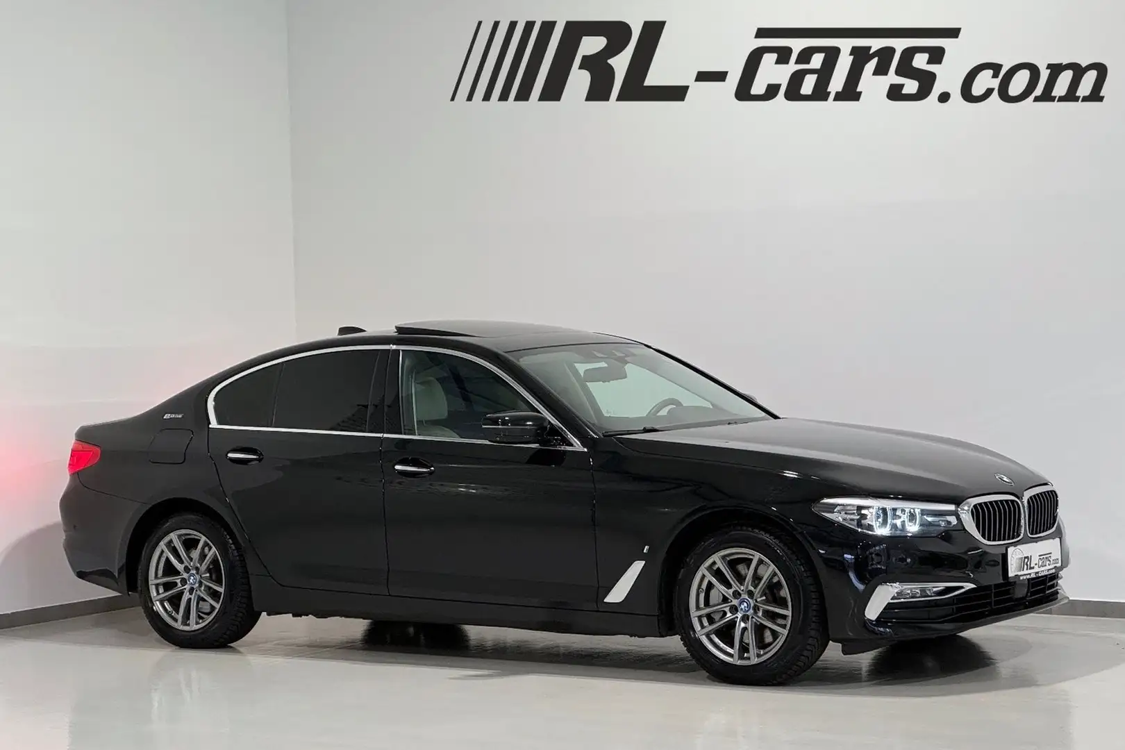 BMW 530 e G30 Luxury Line/NaviPRO/Schiebedach/360*Grad/ACC Schwarz - 1