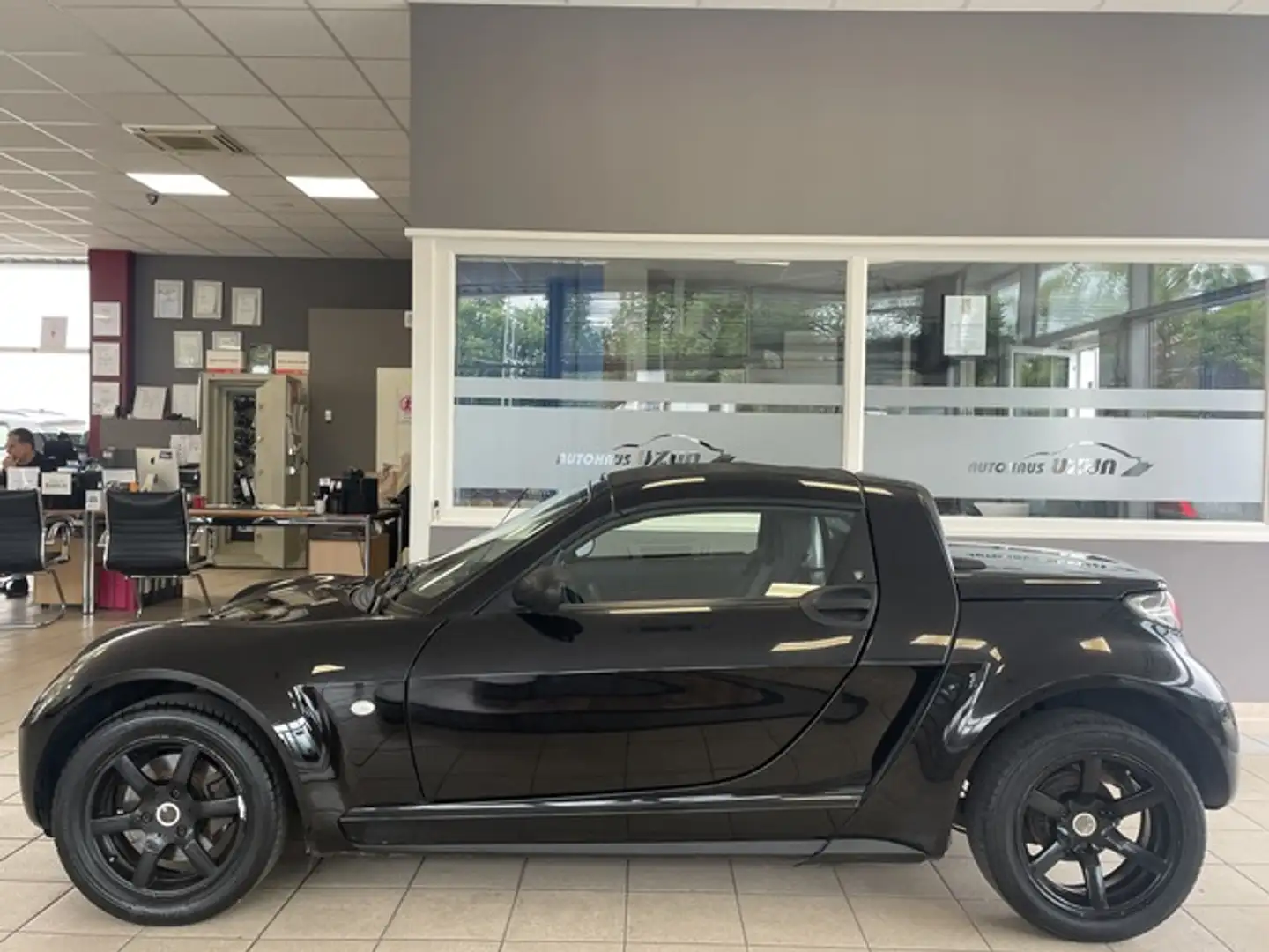 smart roadster Roadster Cabrio Automatik Klima TÜV NEU Schwarz - 1