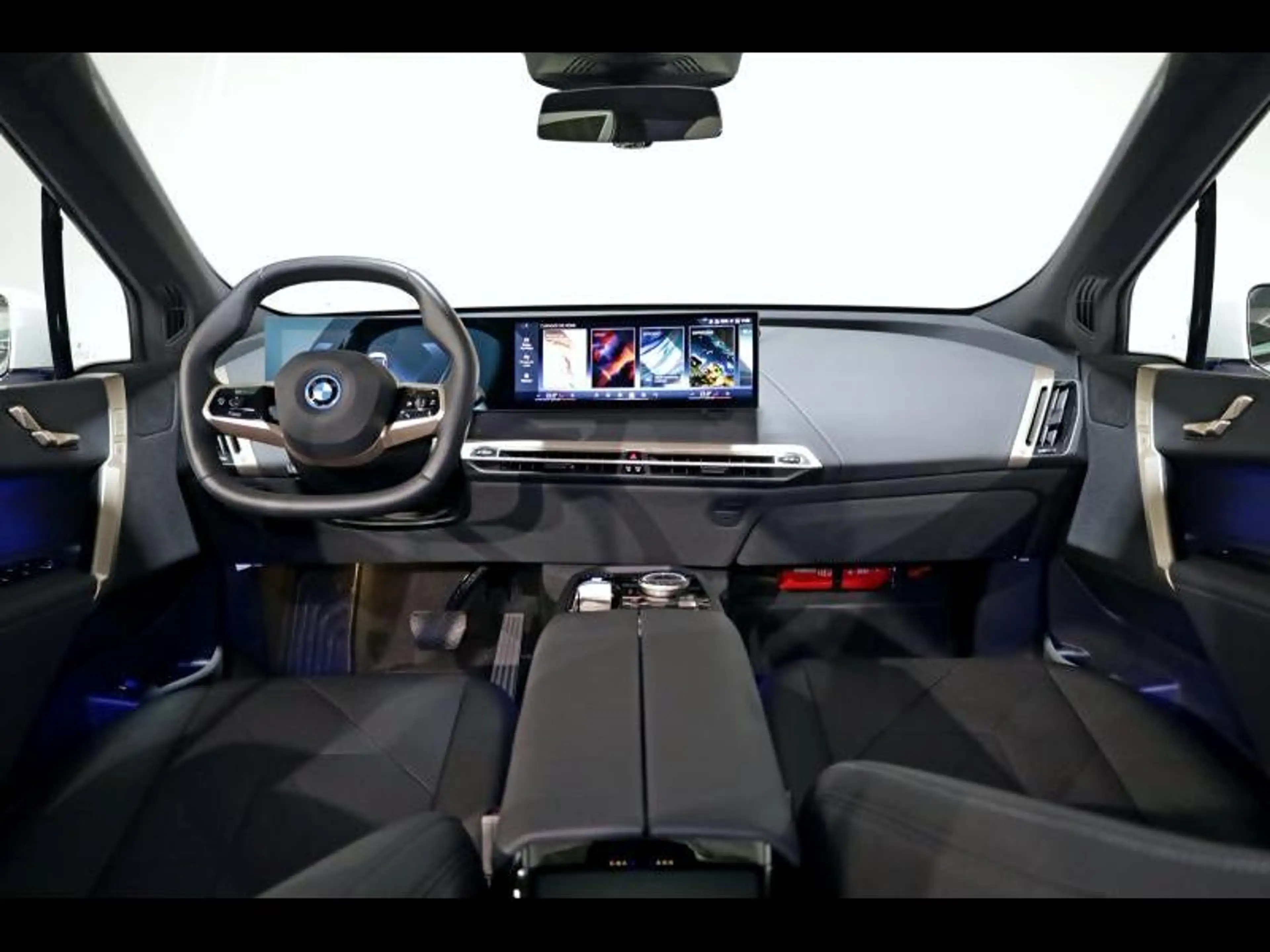 BMW iX xDrive50 Pack Sport — photo 7