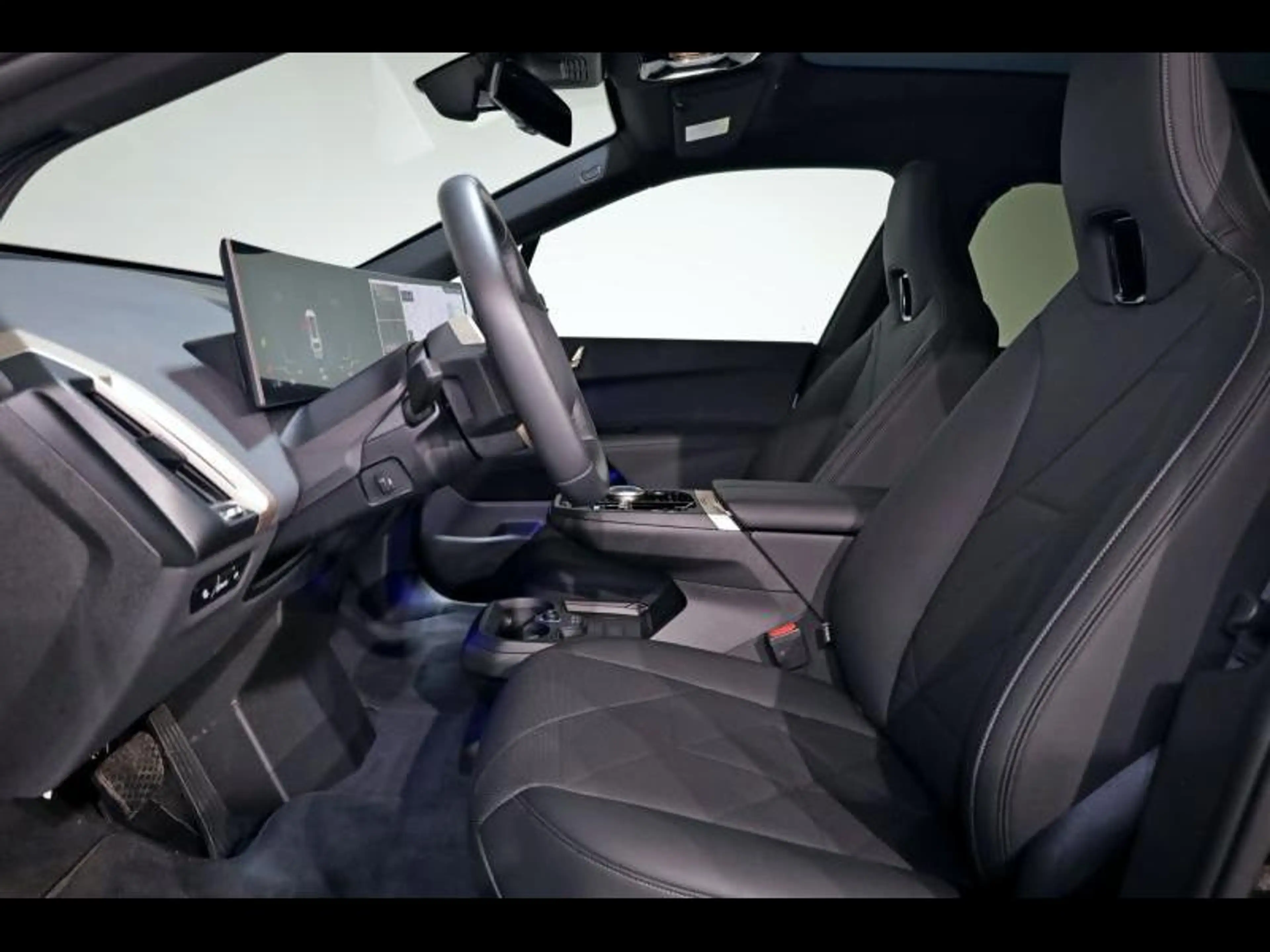 BMW iX xDrive50 Pack Sport — photo 9