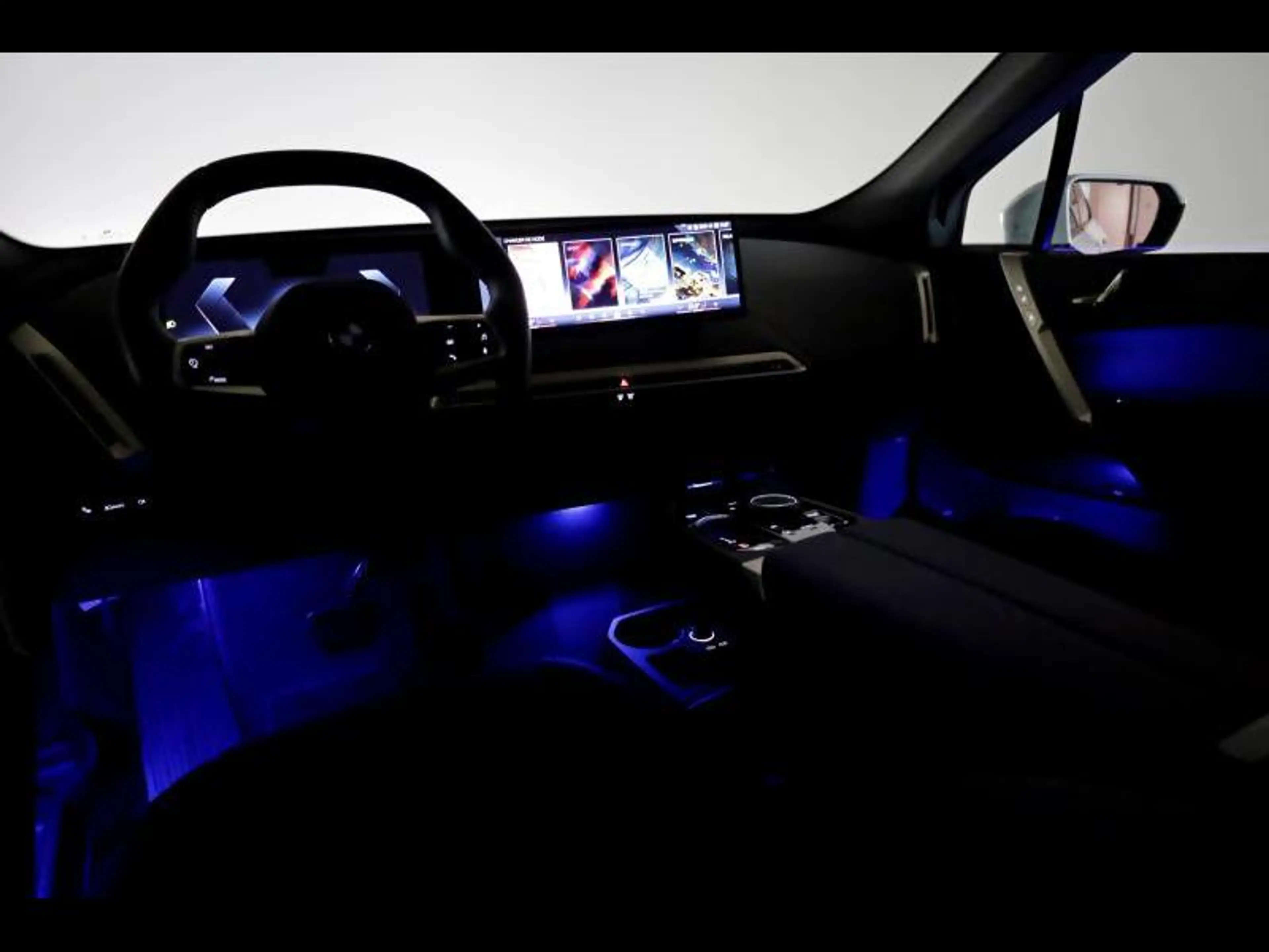 BMW iX xDrive50 Pack Sport — photo 13