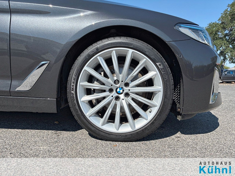 BMW 530 d xDrive Lim Luxury/Laser/Standh/HUD/Pano/Key — photo 8