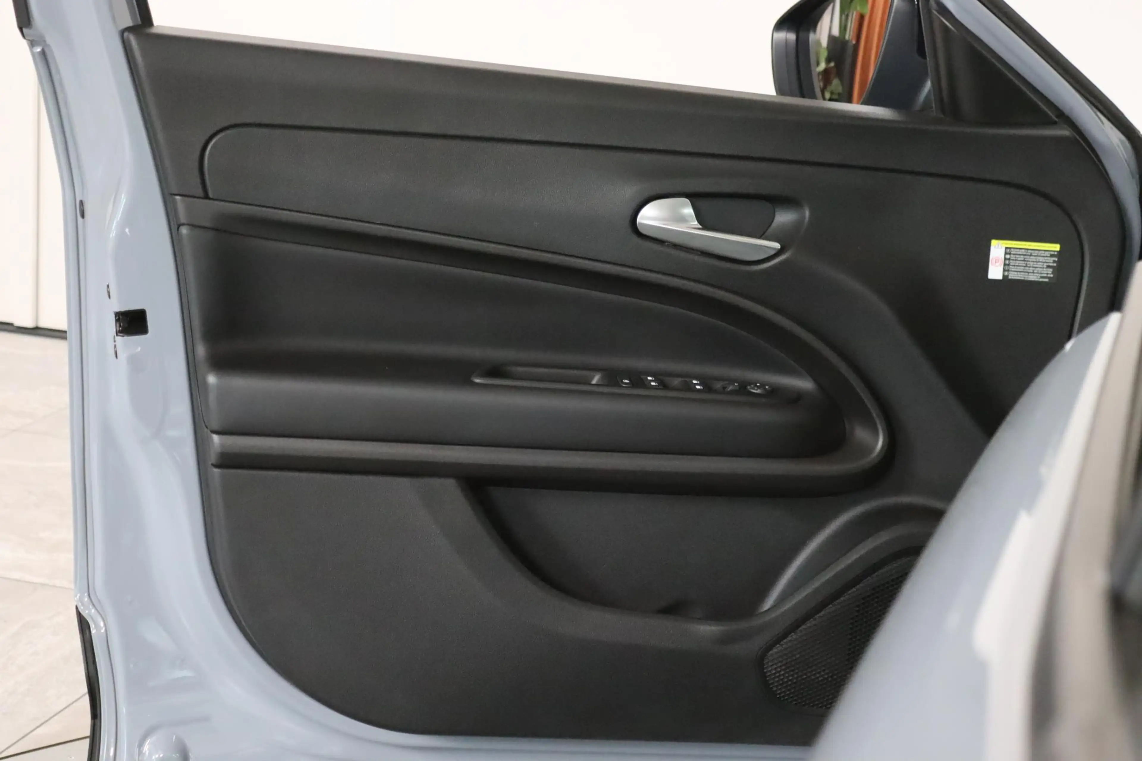 Jeep Avenger 1.2 e-Hybrid Altitude Apple Carplay/Android Auto, — photo 25