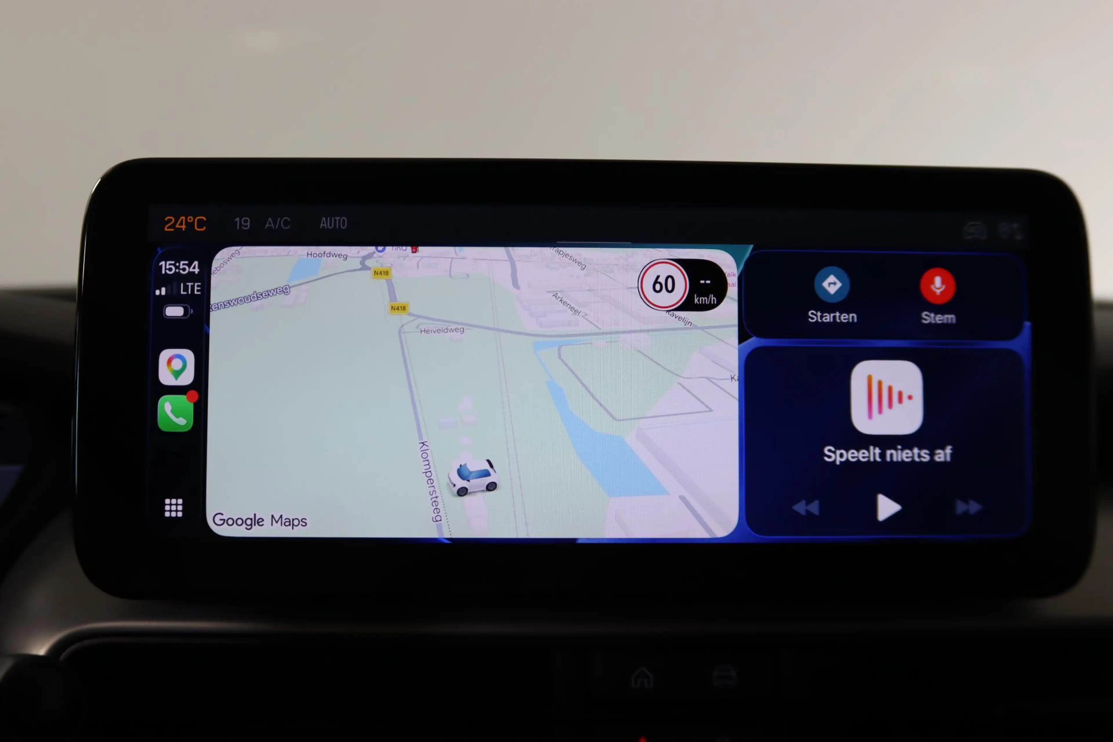 Jeep Avenger 1.2 e-Hybrid Altitude Apple Carplay/Android Auto, — photo 37