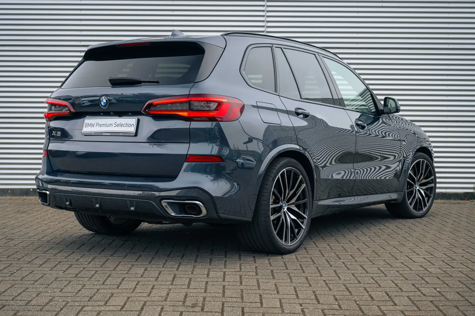 BMW X5 xDrive45e High Executive M Sport Automaat / Panora Grijs - 2