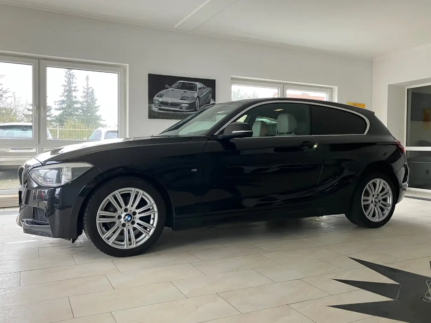 BMW 118 118i M Sport Bi-Xenon Leder Navi eGSD Noir - 2