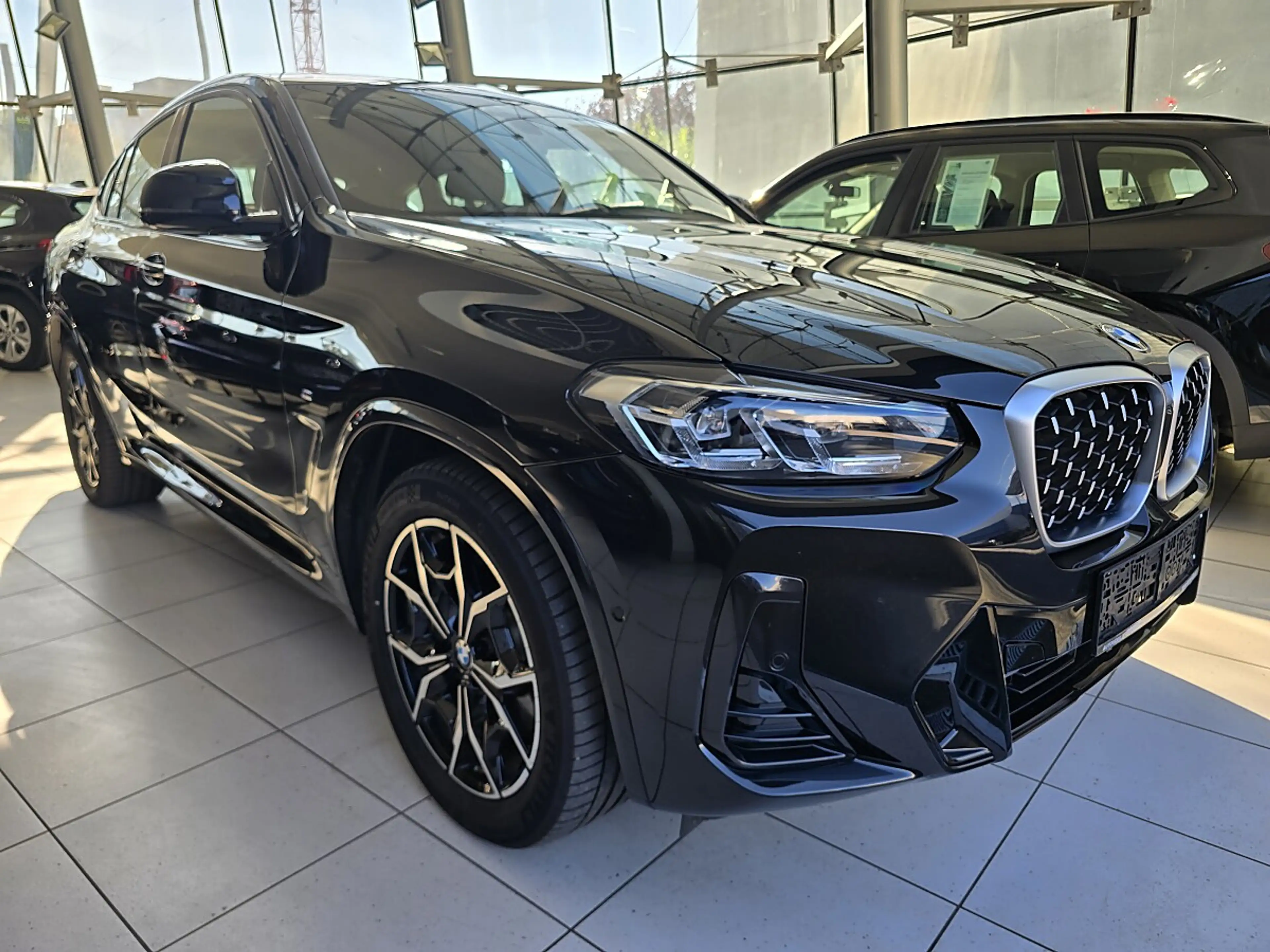 BMW X4 xDrive 30d M Aerodynamikpaket Vollleder/Sports... — photo 4