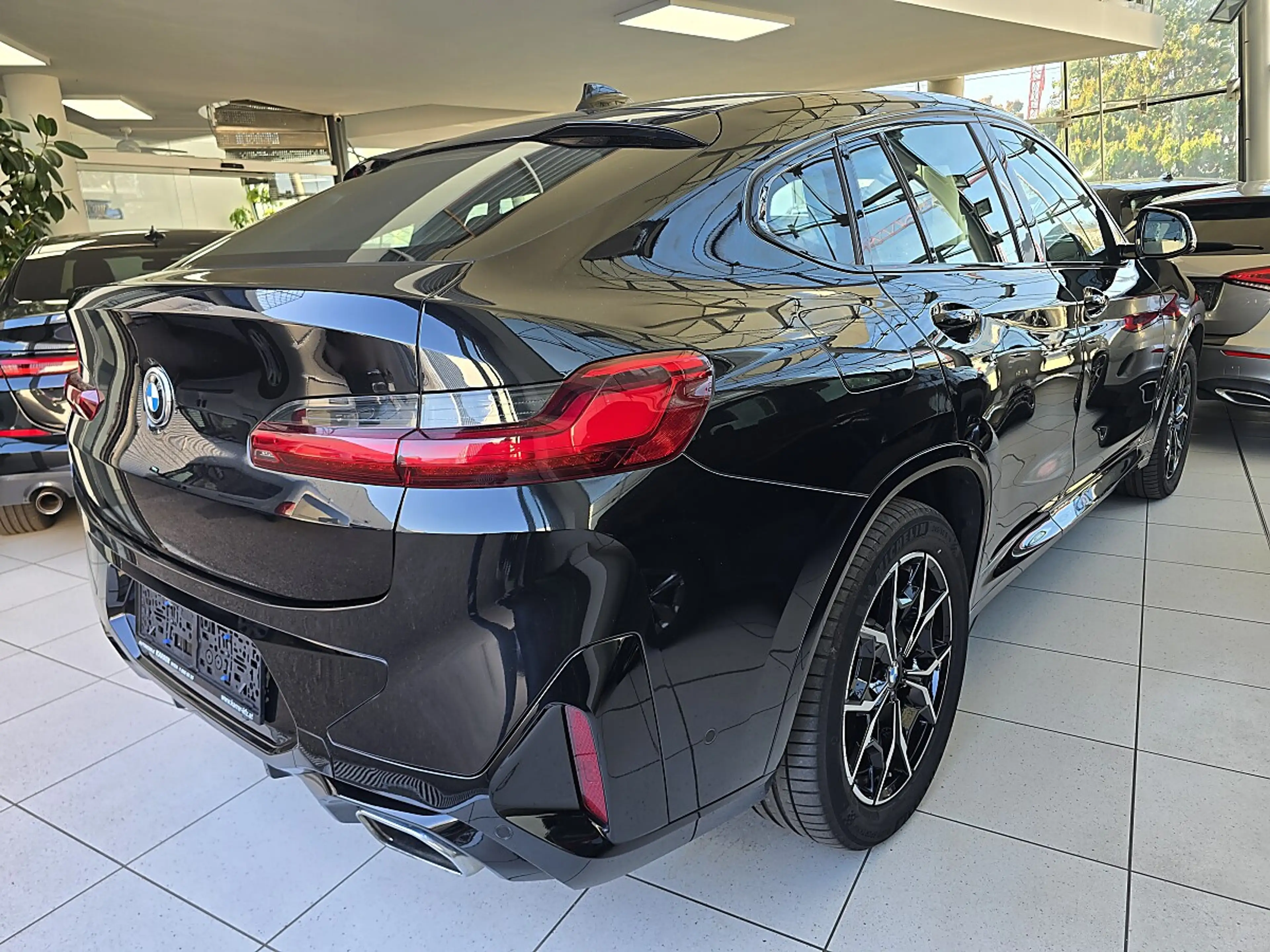 BMW X4 xDrive 30d M Aerodynamikpaket Vollleder/Sports... — photo 5