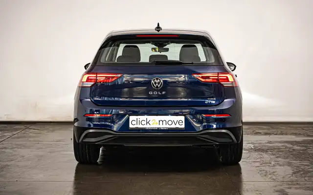 Volkswagen Golf view 4