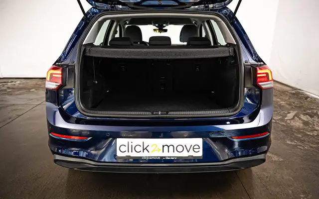 Volkswagen Golf view 6