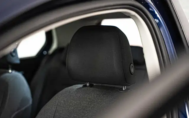 Volkswagen Golf view 8