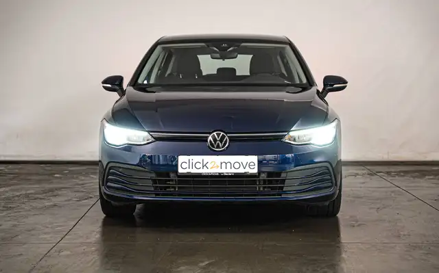 Volkswagen Golf view 3