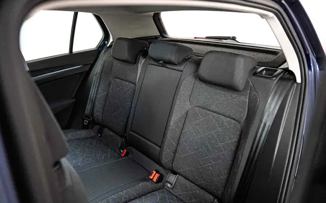 Volkswagen Golf view 7