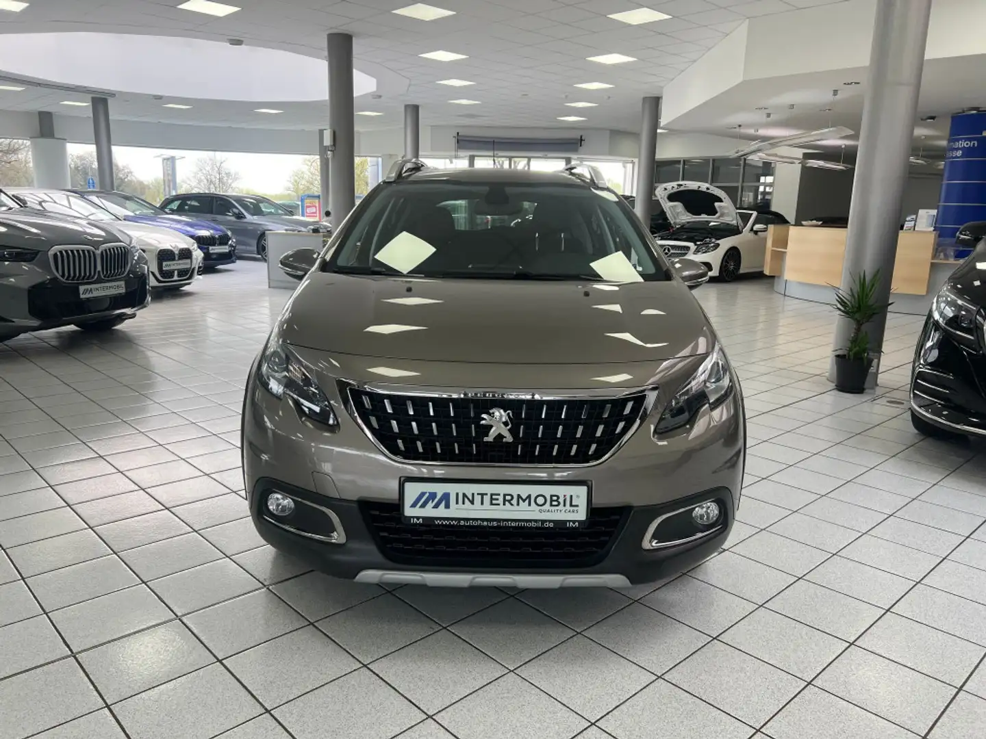 Peugeot 2008 Allure *KAMERA*SITZHEIZUNG*KLIMA*EFH*DAB* Šedá - 2