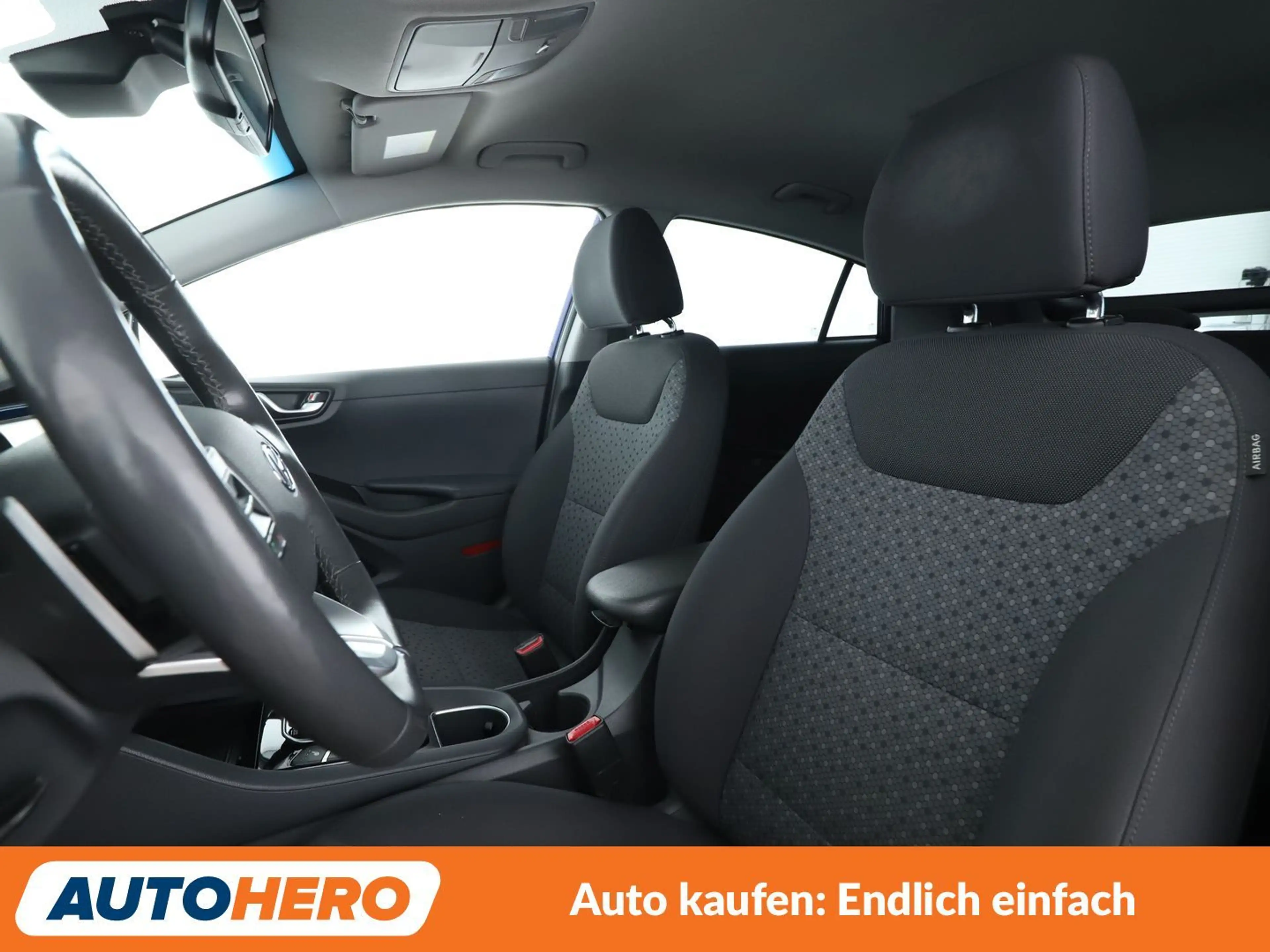Hyundai IONIQ 1.6 Hybrid Style Aut.*NAVI*CAM*ACC* — photo 10
