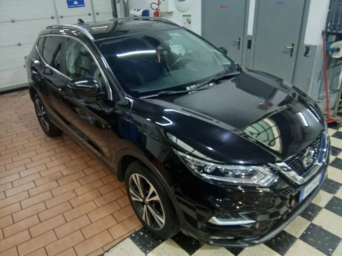 Nissan Qashqai 1.3 DIG-T 140 CV N-Connecta Noir - 2
