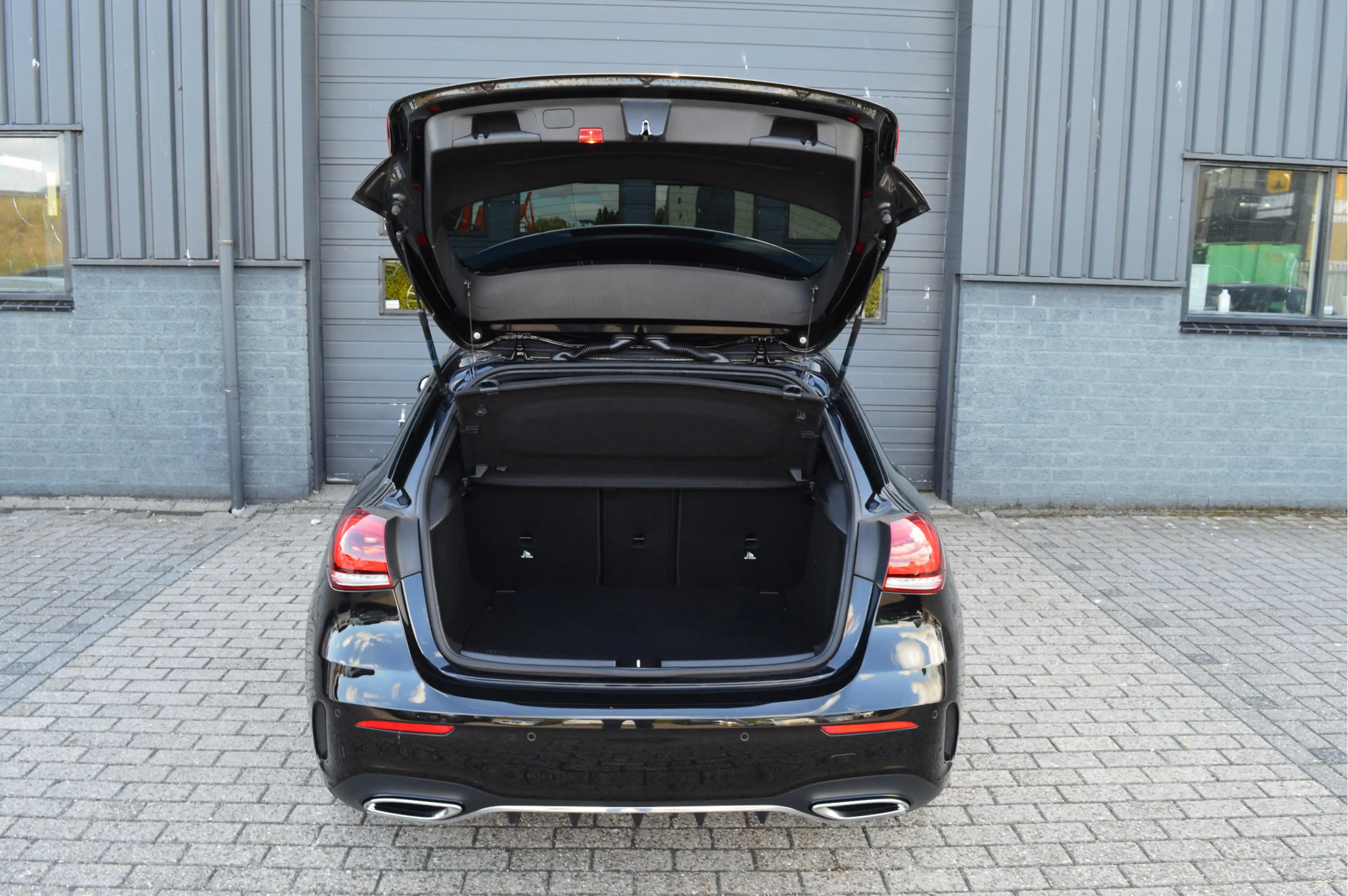 Mercedes-Benz A 200 Business Solution AMG | PANO | CAMERA | ORG. NL | — photo 11