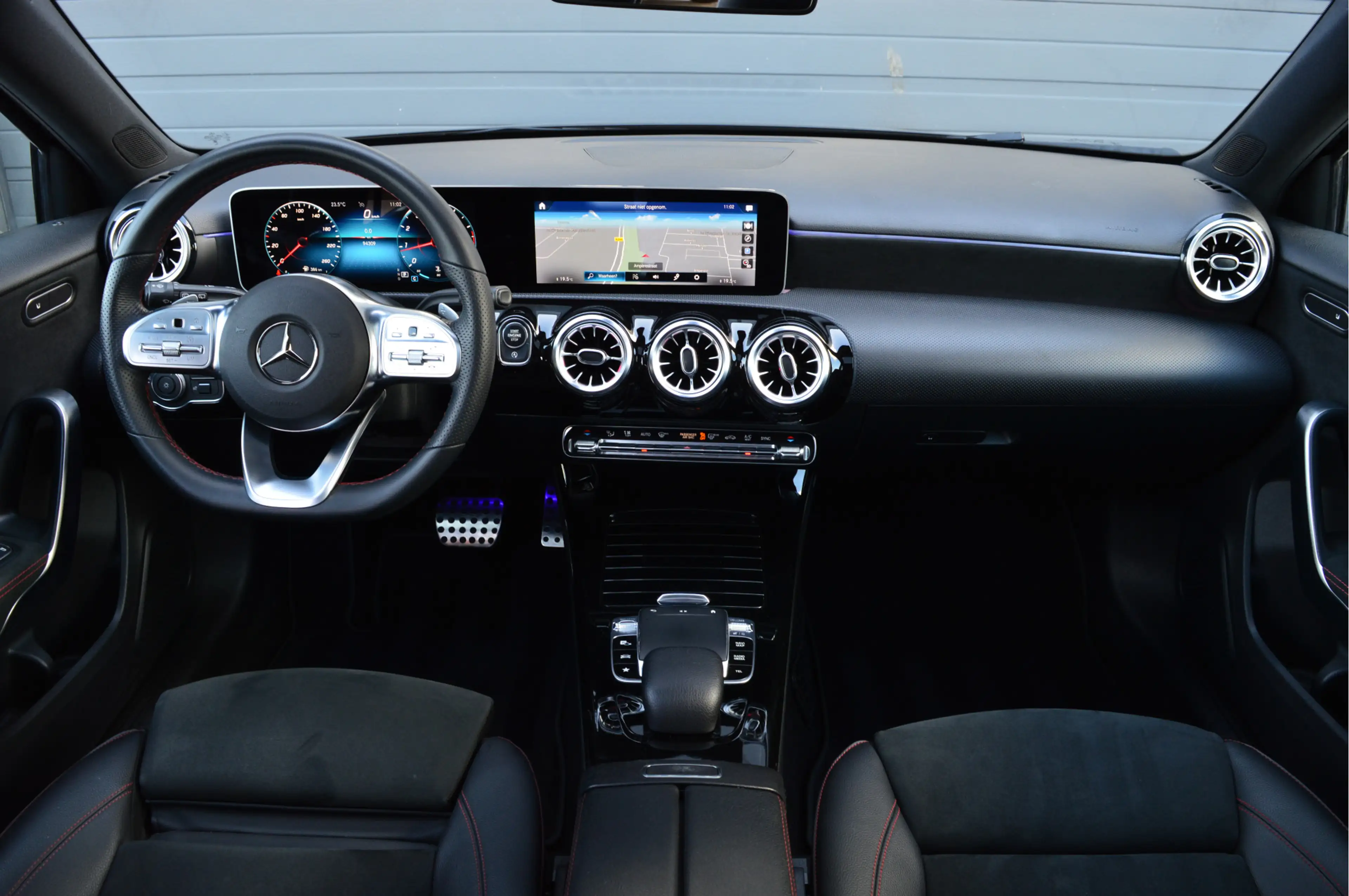 Mercedes-Benz A 200 Business Solution AMG | PANO | CAMERA | ORG. NL | — photo 7