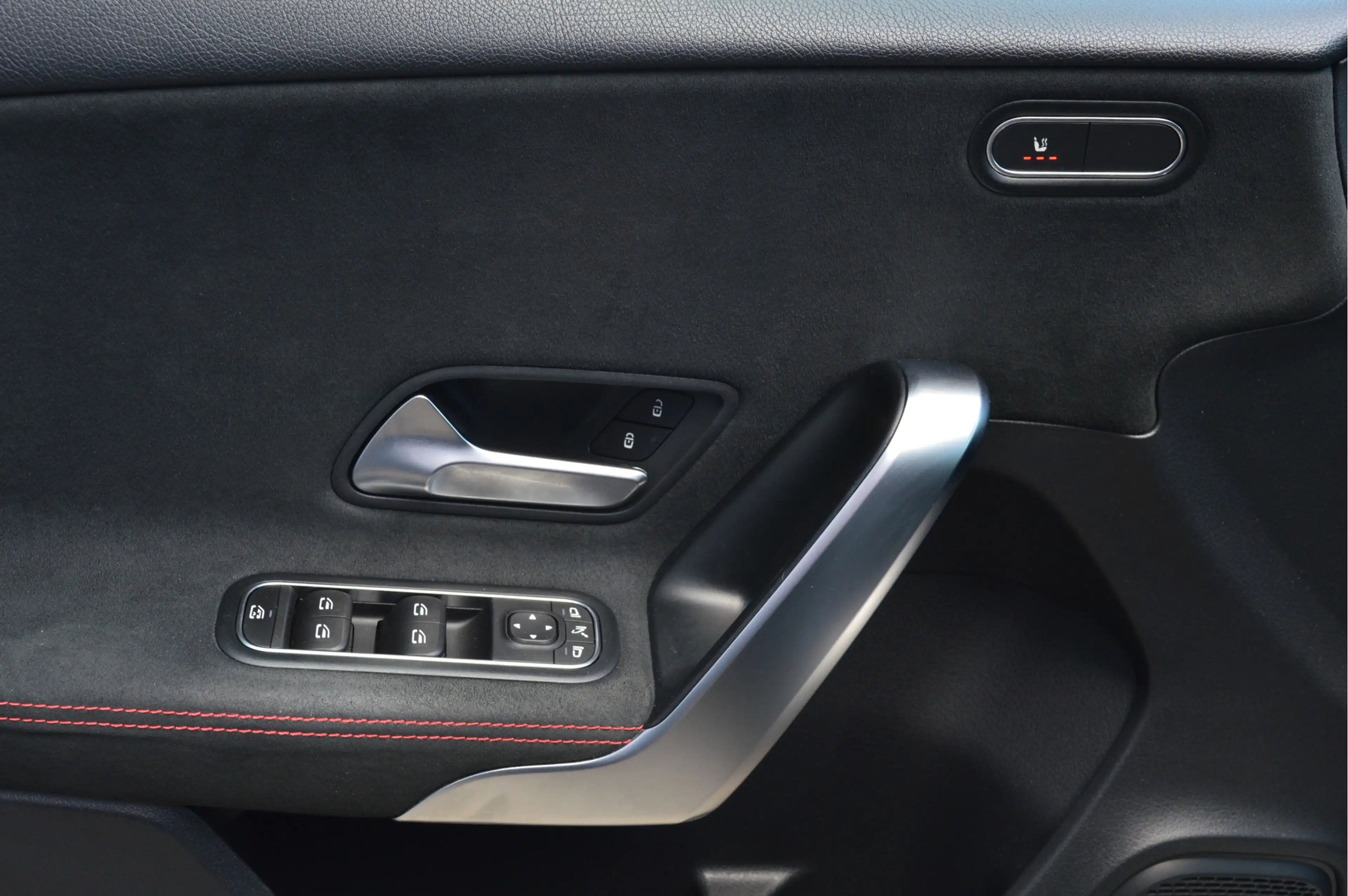 Mercedes-Benz A 200 Business Solution AMG | PANO | CAMERA | ORG. NL | — photo 12