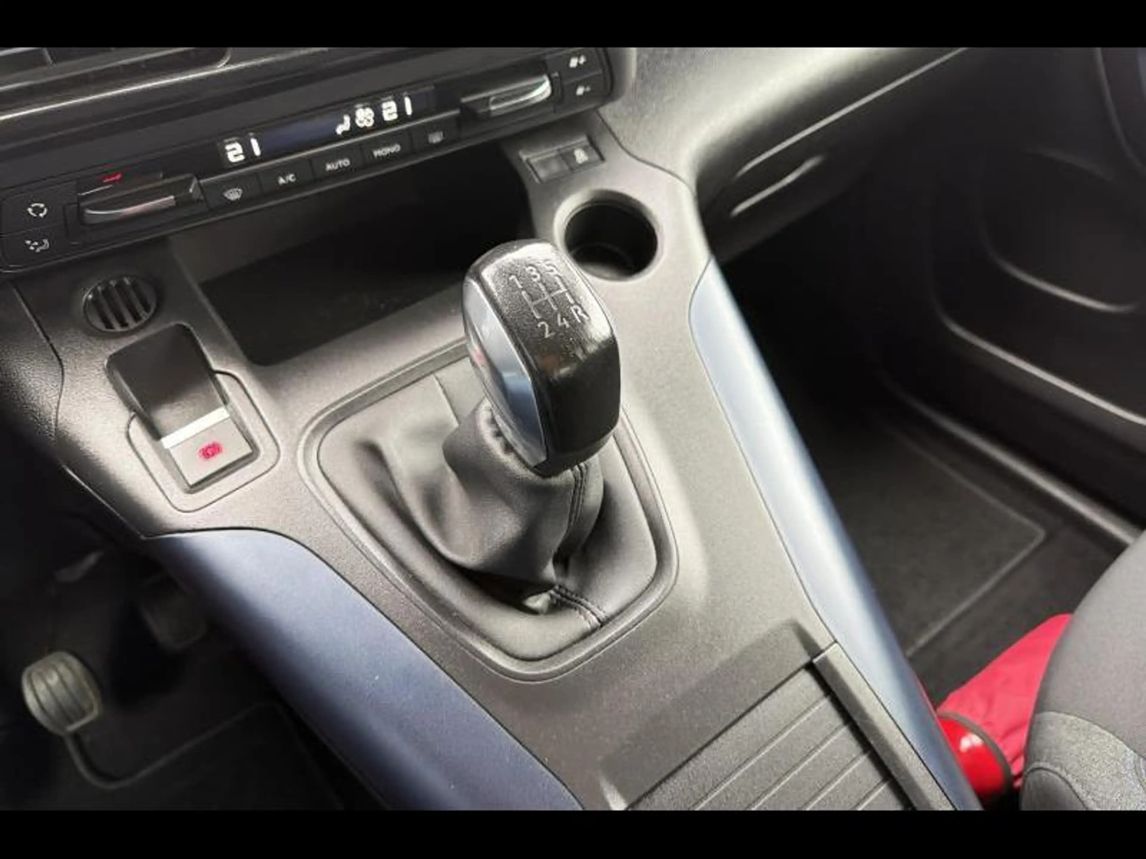 Peugeot Rifter 4/5 Deurs — photo 14