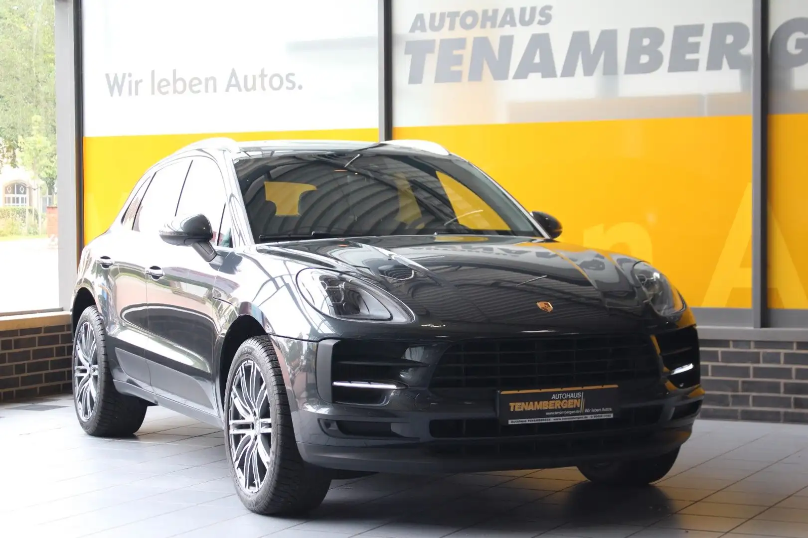 Porsche Macan S V6 Bi-Turbo PDK PASM Panorama DAB+ Bose Noir - 2