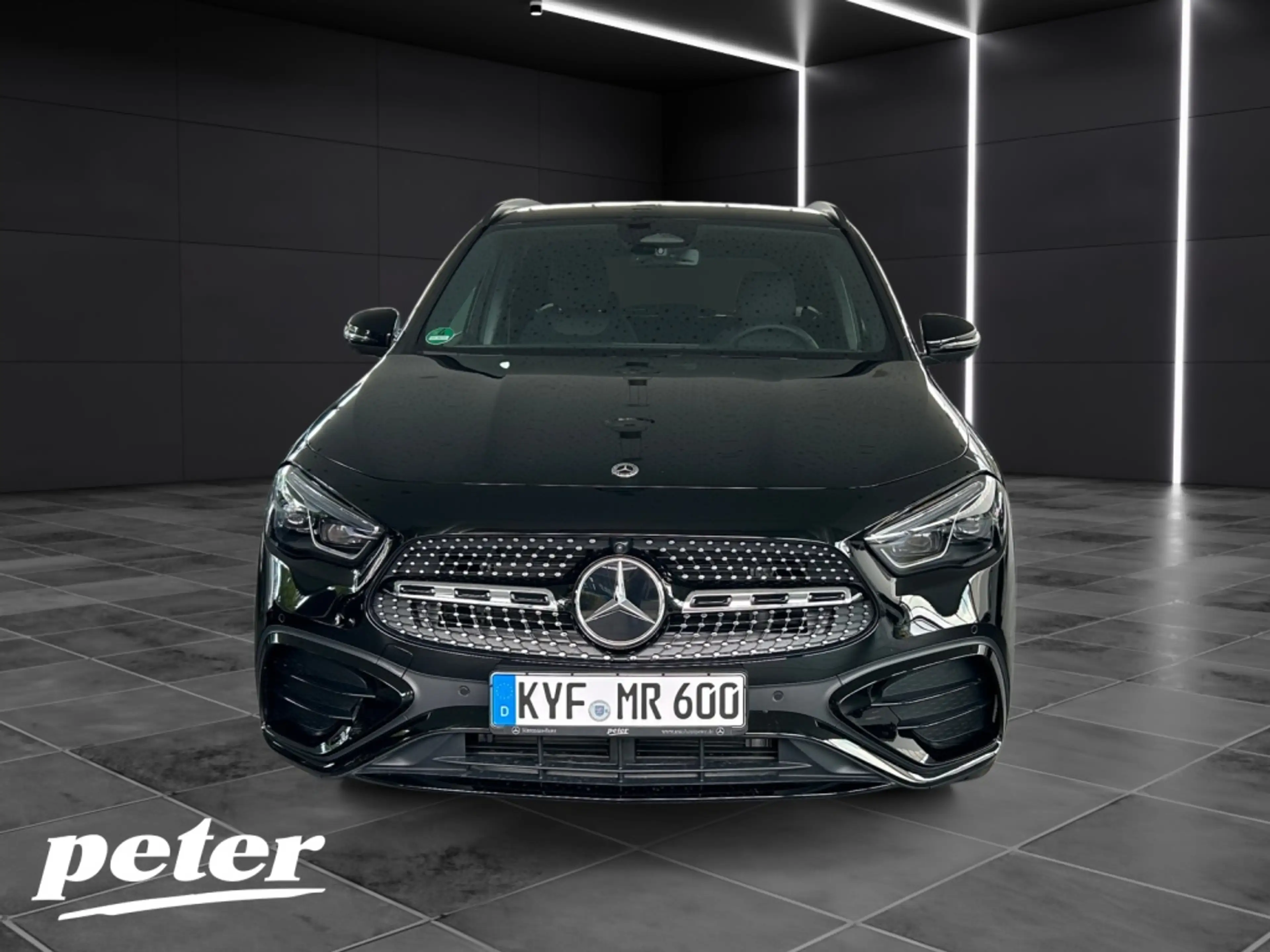 Mercedes-Benz GLA 220 4MATIC AMG+NIGHT+19"+8G+KEYLESS+360°+AHK — photo 2