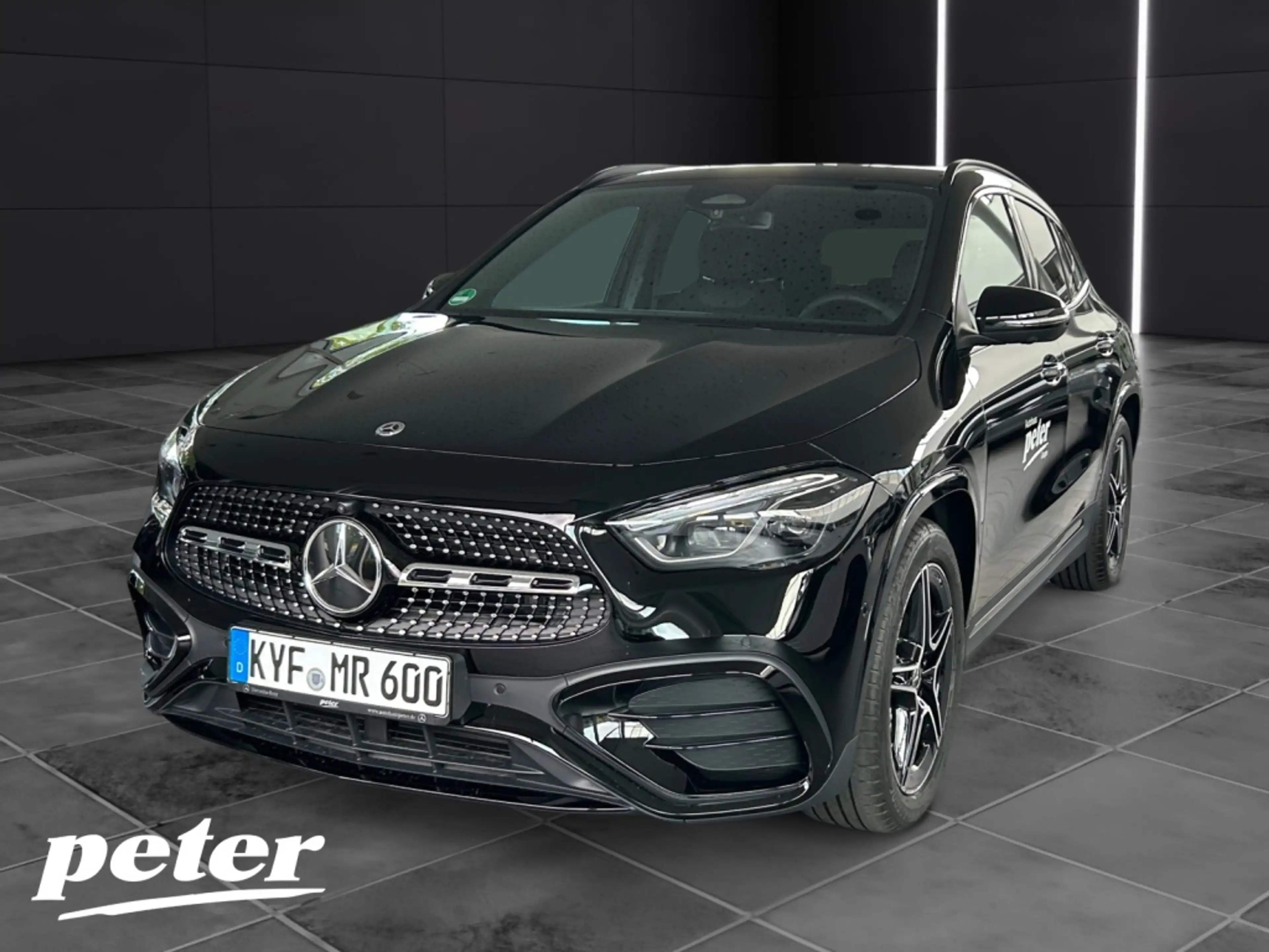 Mercedes-Benz GLA 220 4MATIC AMG+NIGHT+19"+8G+KEYLESS+360°+AHK