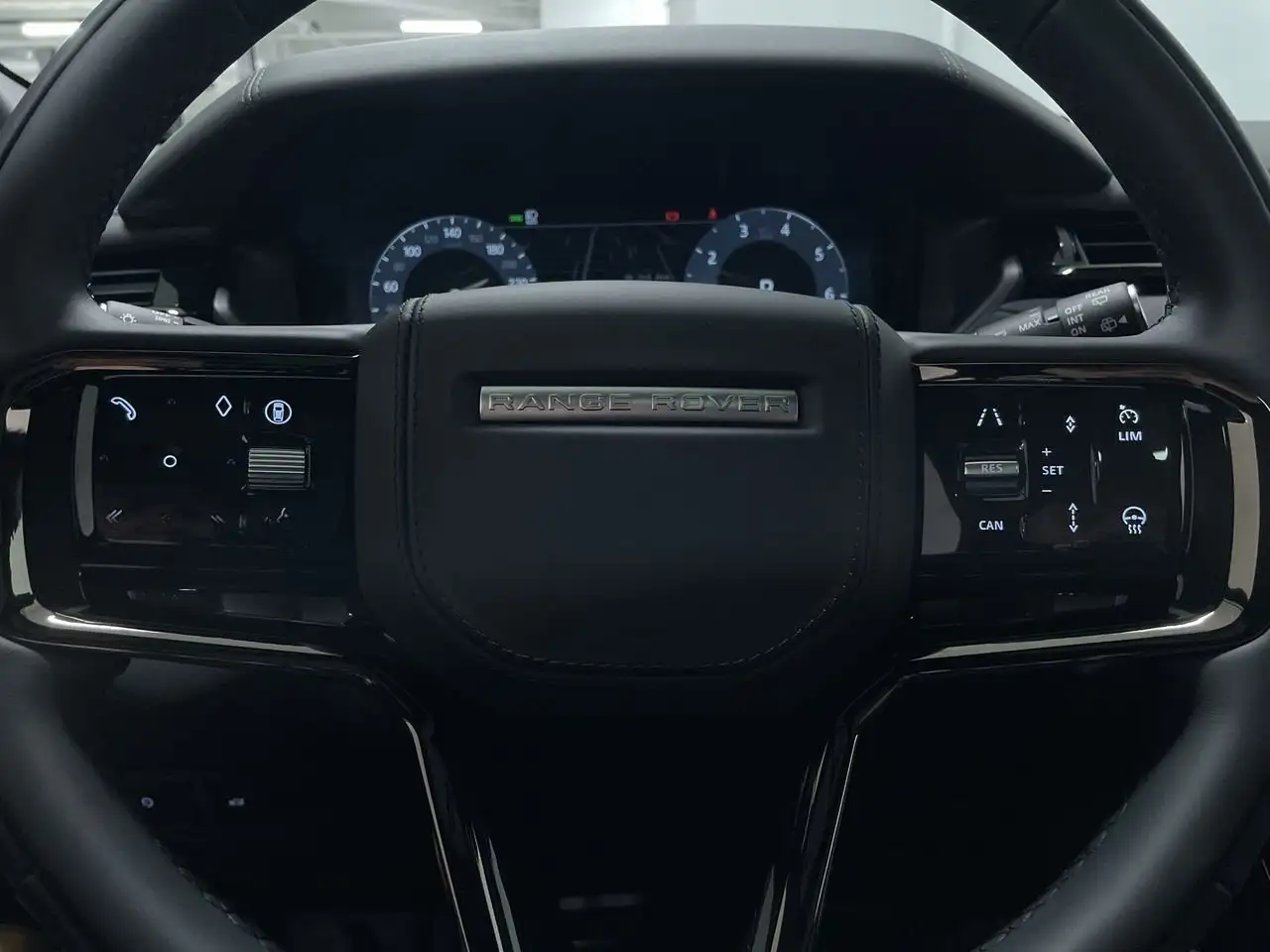 Land Rover Range Rover Velar снимка Land Rover Range Rover Velar