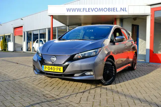 Nissan Leaf Tekna 40 kWh Aut. Cam|Bose|Leder|DAB+|Carplay|LED