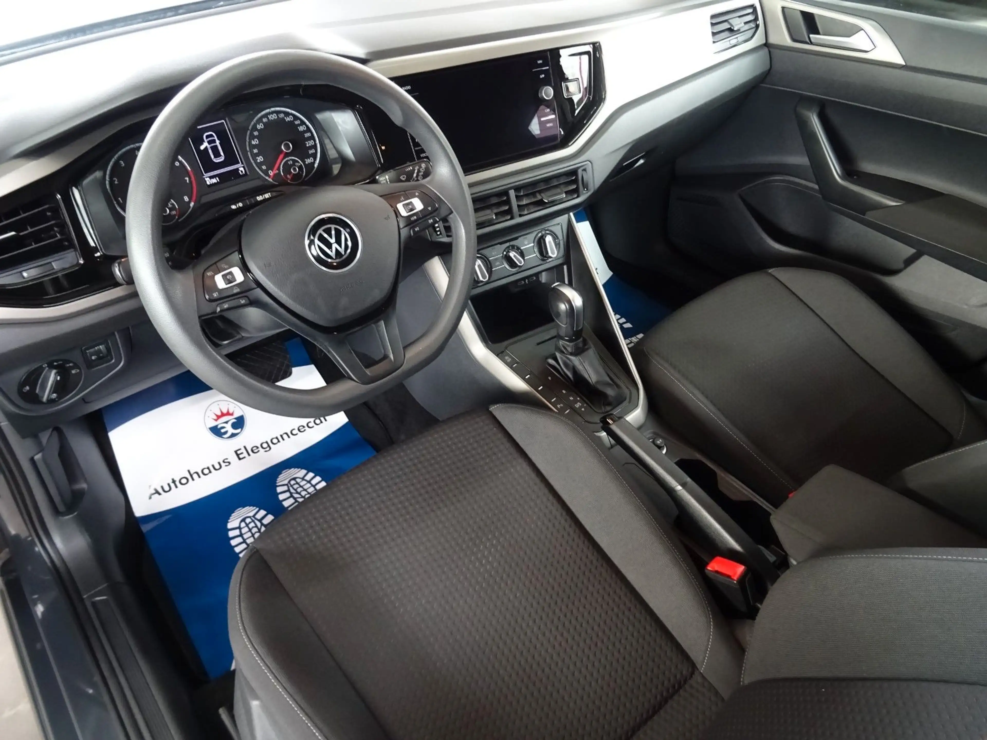Volkswagen Polo POLO 1.0 TSI Comfortline *ACC*NAVI*PDC* — photo 10